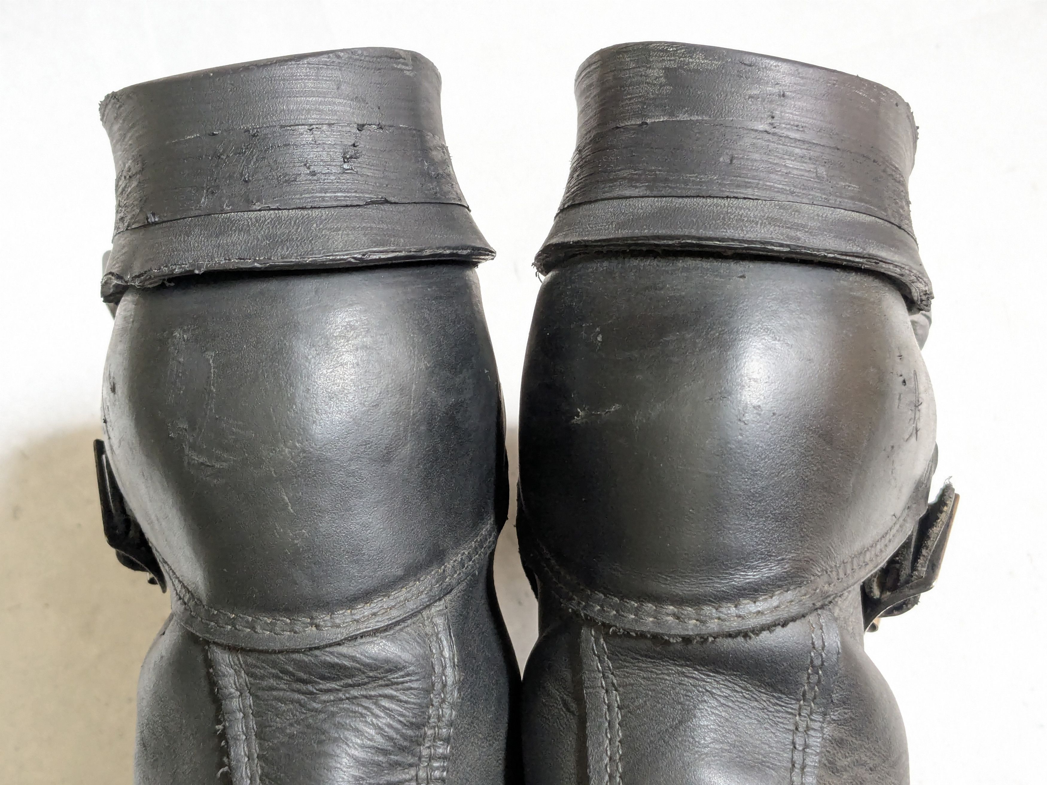 Frye Frye Engineer Boots Black Leather 10 M Leather Buckle Size US 10 / EU 43 - 15 Thumbnail