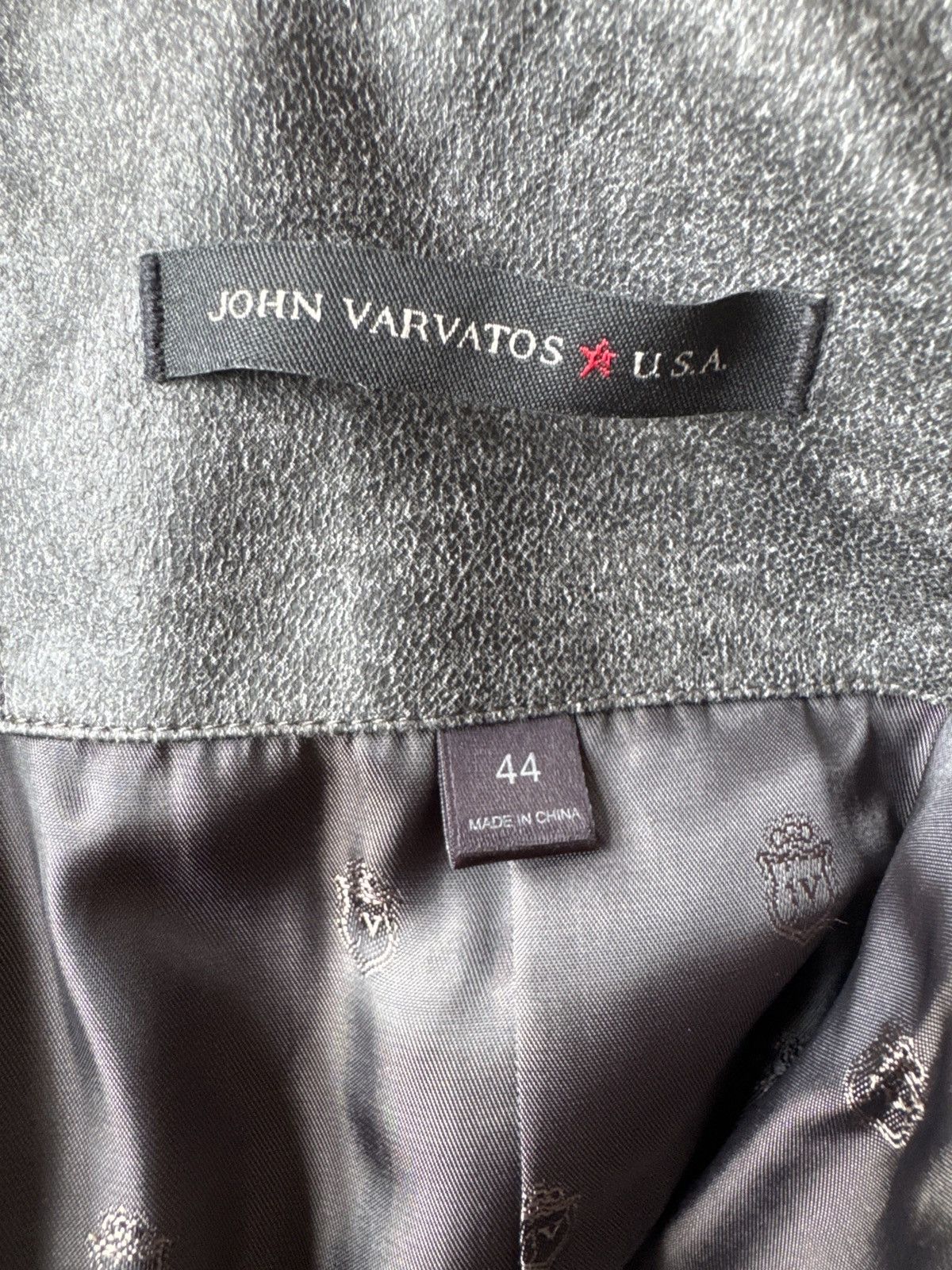 John Varvatos John Varvatos 44 Size US S / EU 44-46 / 1 - 5 Thumbnail