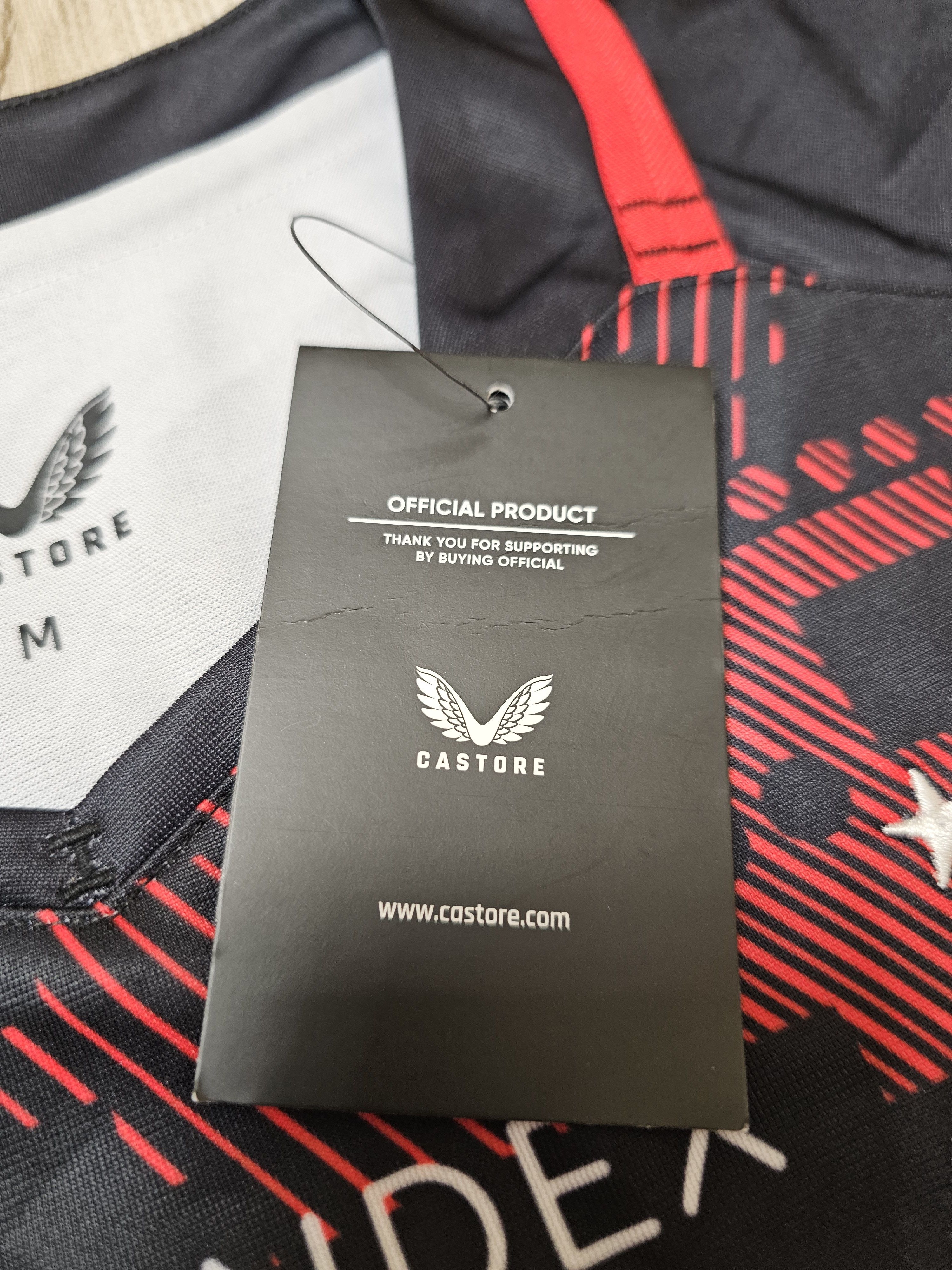 Other SARACENS JERSEY 2023 HOME RUGBY ENGLAND RUGBY UNION JERSEY Size US M / EU 48-50 / 2 - 6 Thumbnail