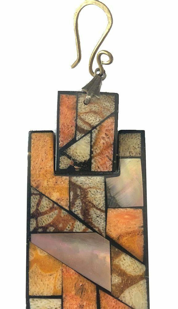 Designer Pre Owned Vintage Sponge Apple Coral Inlay Wood Earrings Size ONE SIZE - 2 Thumbnail