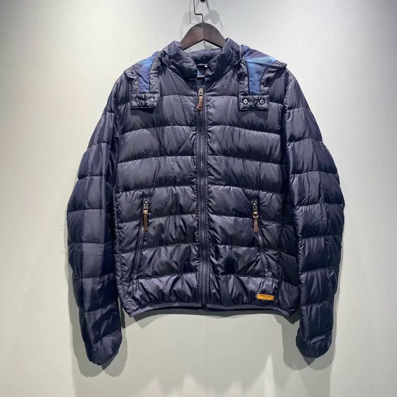 Burberry Burberry Men's Blue Down Jacket Size L Size US L / EU 52-54 / 3 - 1 Thumbnail
