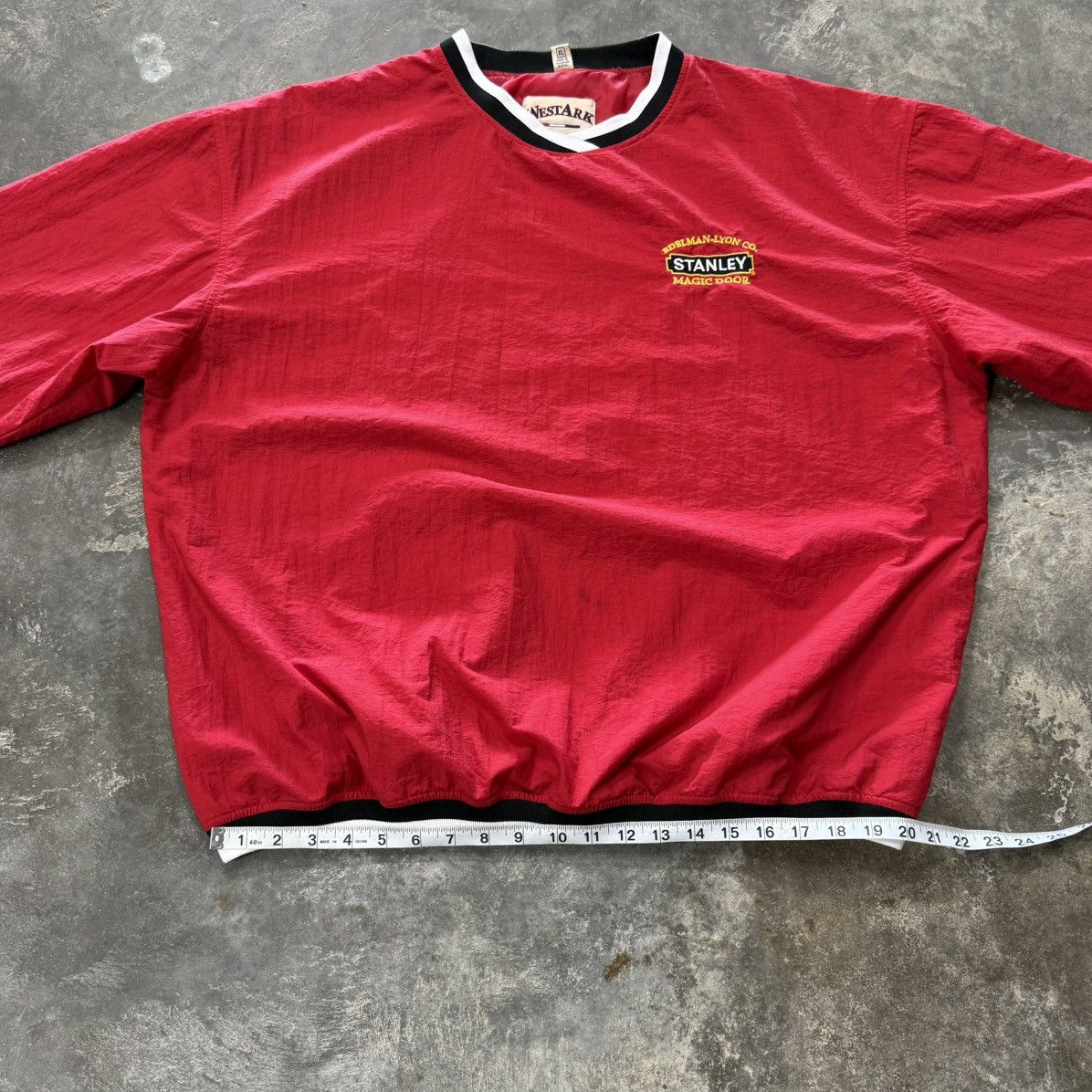 Vintage Vintage Stanley Magic Door Nylon Pullover XL Size US XL / EU 56 / 4 - 6 Thumbnail