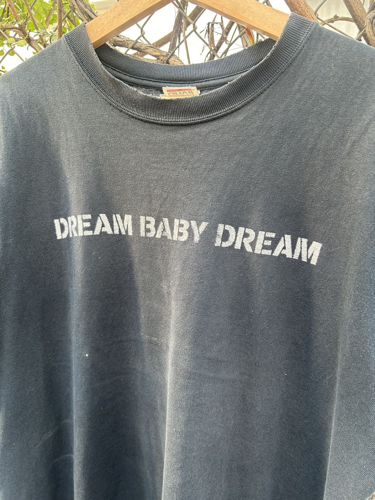 Number (N)ine number (n)ine ss04 “dream baby dream” staff tee Size US L / EU 52-54 / 3 - 4 Thumbnail