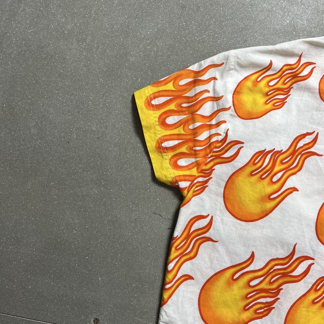 Other Solarcell Brand Flame Graphic Shirt Size M / US 6-8 / IT 42-44 - 10 Thumbnail