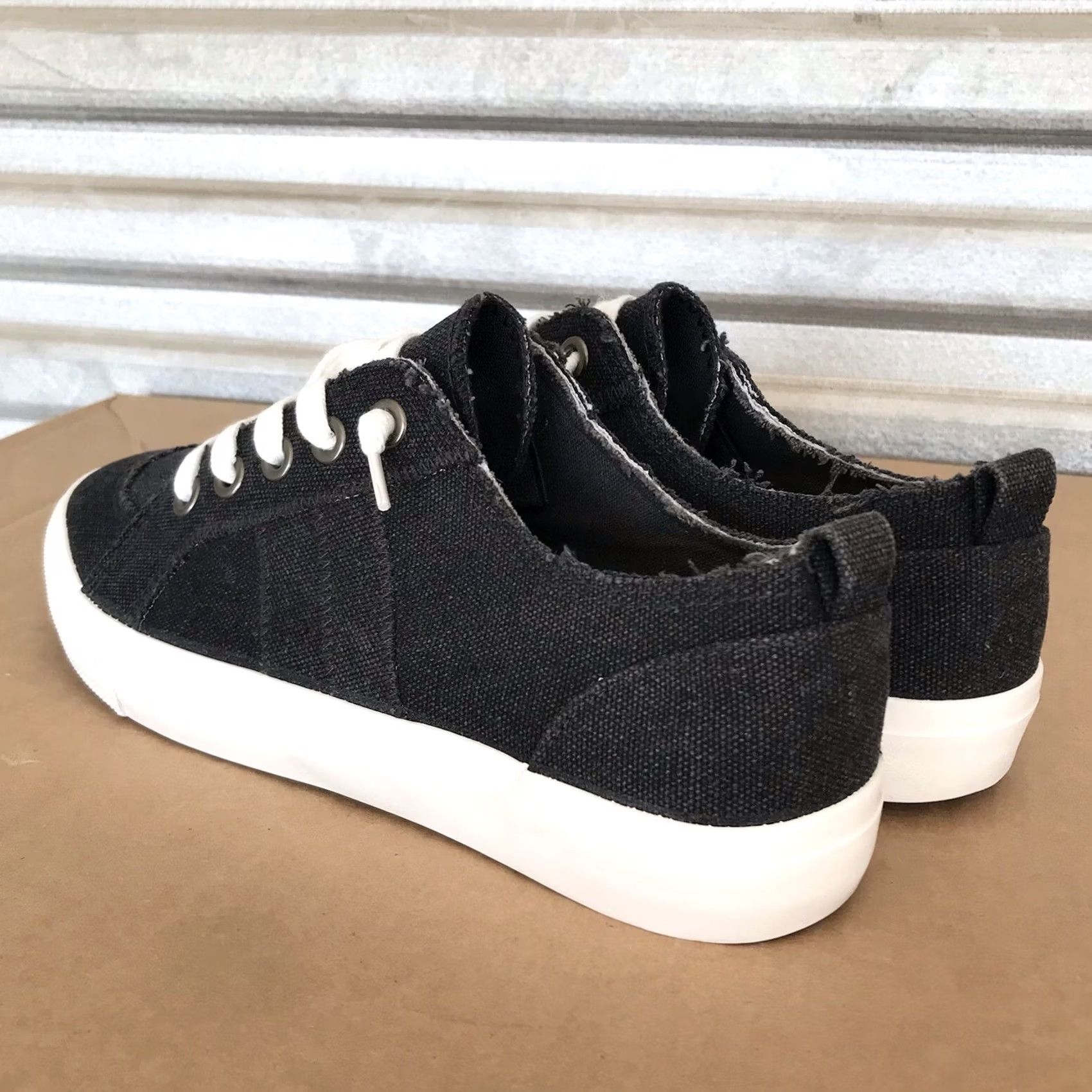 Vintage Maurices Betsy Black Canvas Slip-On Flat Shoes Women 10 Casual Comfort Distressed Round Toe Rubber Outsole 1” Clinical? Size US 10 / IT 40 - 2 Thumbnail