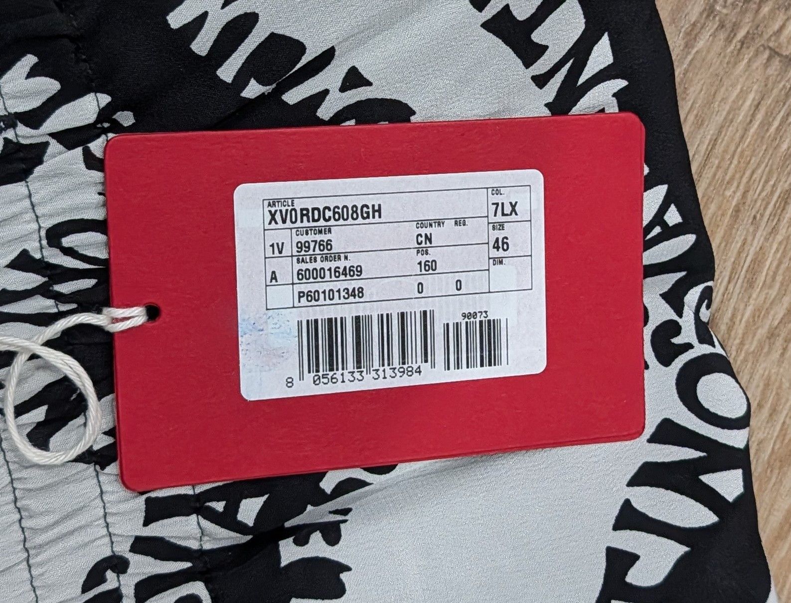 Valentino Valentino Logo Cotton Bermuda Shorts Black/White 46 US 30 Size US 30 / EU 46 - 7 Thumbnail