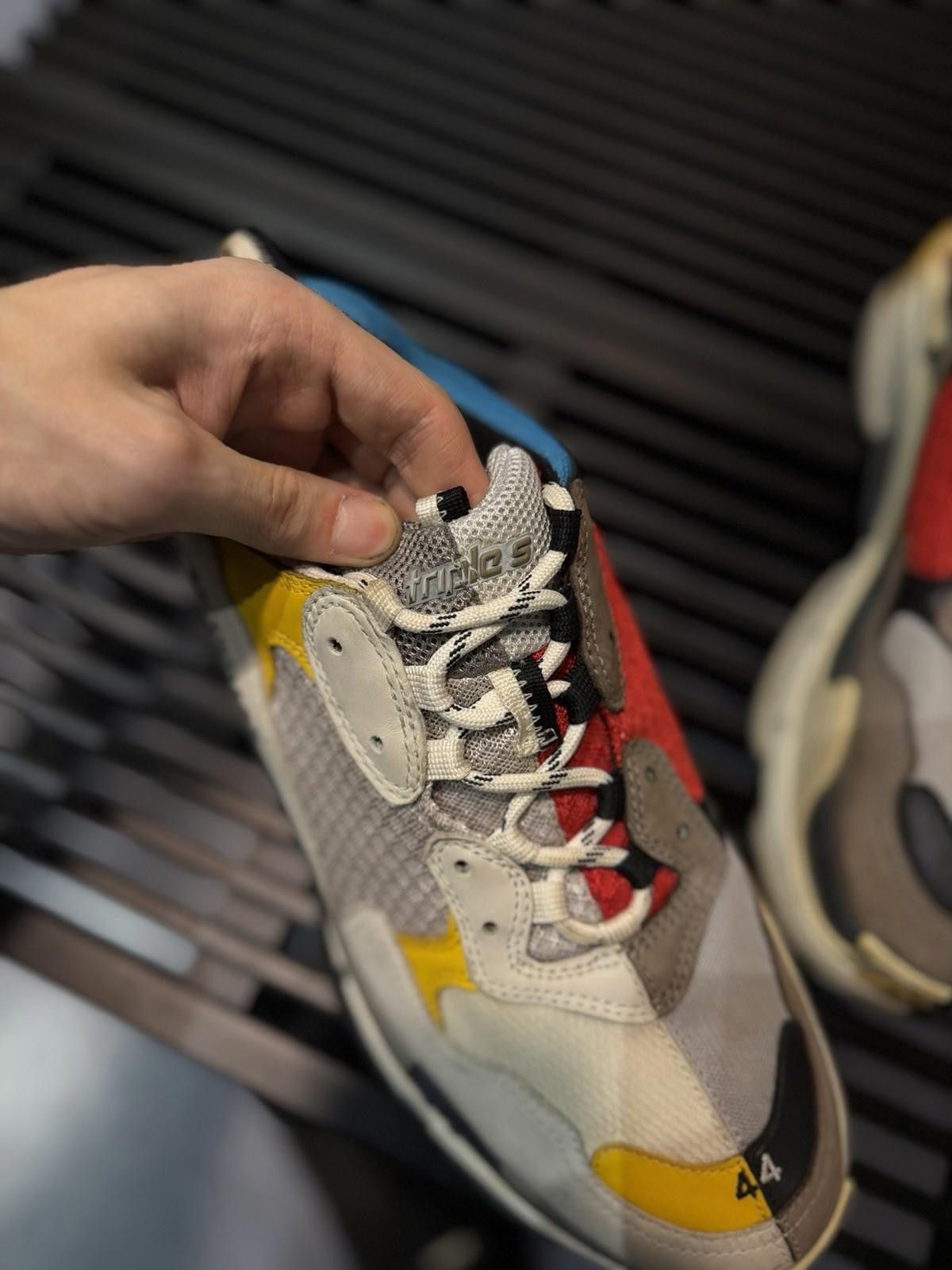Balenciaga Balenciaga Triple S Men’s Multicolored Sneakers 44EU/11US Size US 11 / EU 44 - 10 Thumbnail