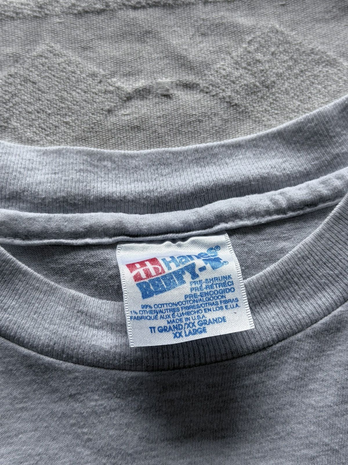 Vintage Vintage 90s Giorgio Armani Hanes Beefy Tag T-Shirt Tee Size US XL / EU 56 / 4 - 6 Thumbnail