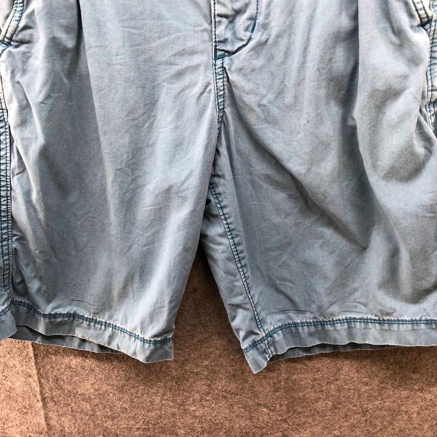 American Eagle Outfitters American Eagle Classic Fit Chino Shorts Mens 30 Light Blue 10" Inseam Size US 30 / EU 46 - 4 Thumbnail