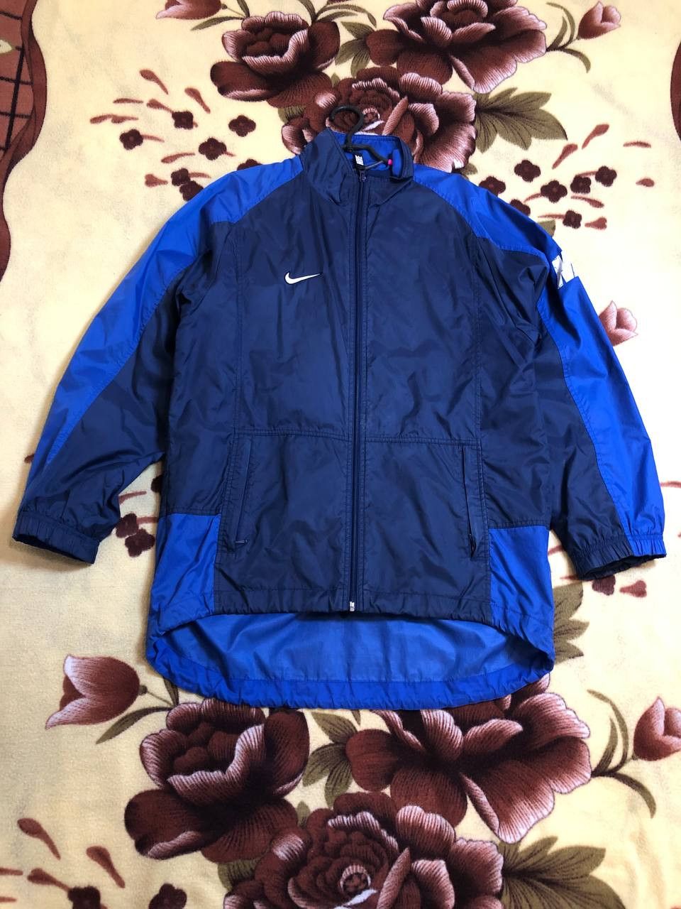 Nike Nike 90s Vintage Nike Nylon Swoosh Logo Retro Jacket Size US M / EU 48-50 / 2 - 1 Thumbnail