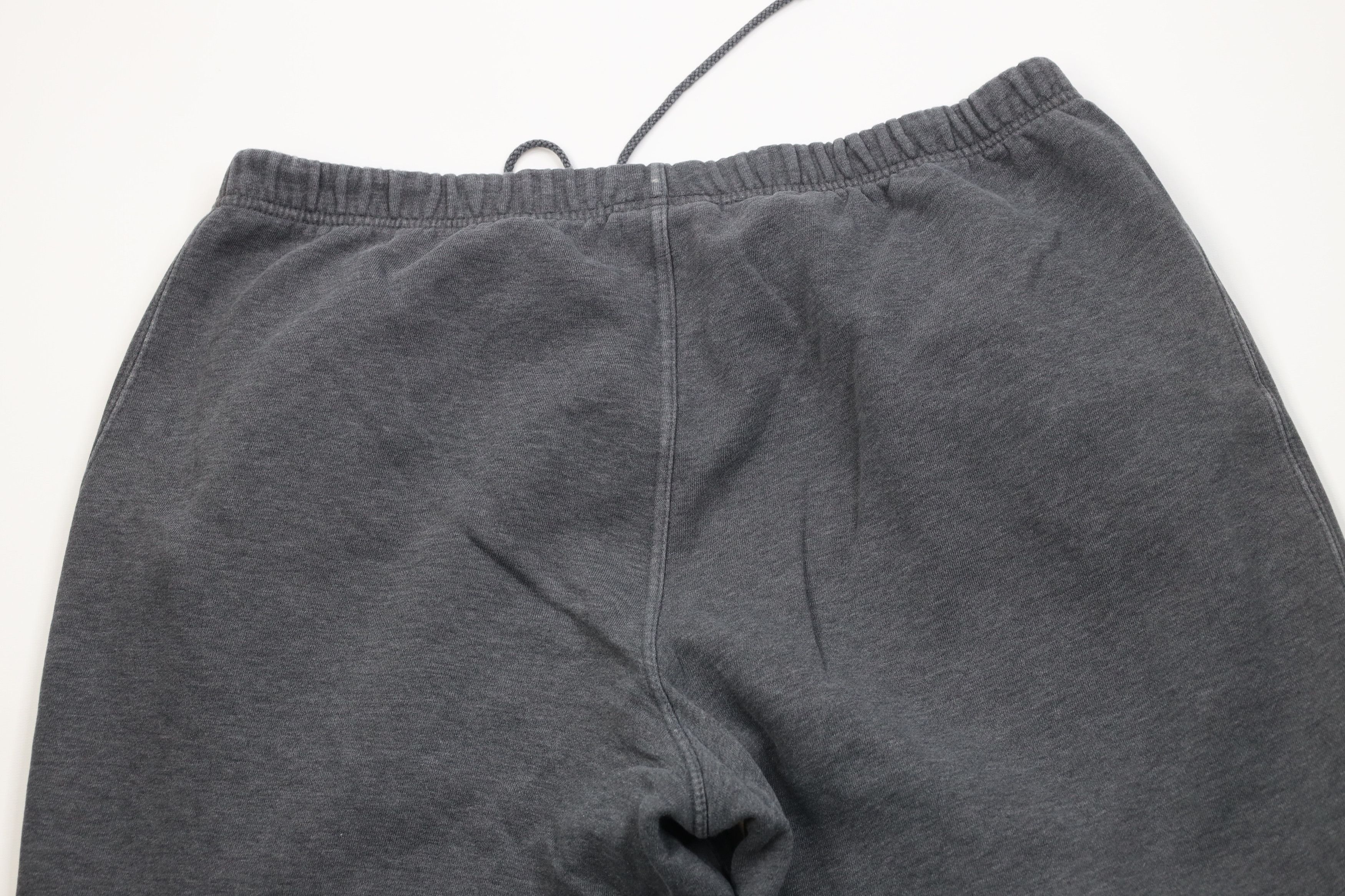 Reebok Vintage 90s Reebok Spell Out Sweatpants Joggers Pants Gray Size US 38 / EU 54 - 11 Thumbnail