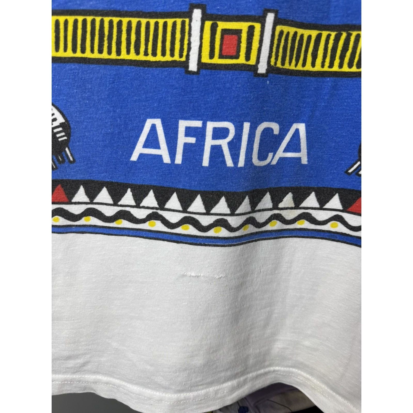 Vintage 80-90’s Rare! Vintage Art Swaziland Africa Boxy T Shirt Size US L / EU 52-54 / 3 - 3 Thumbnail