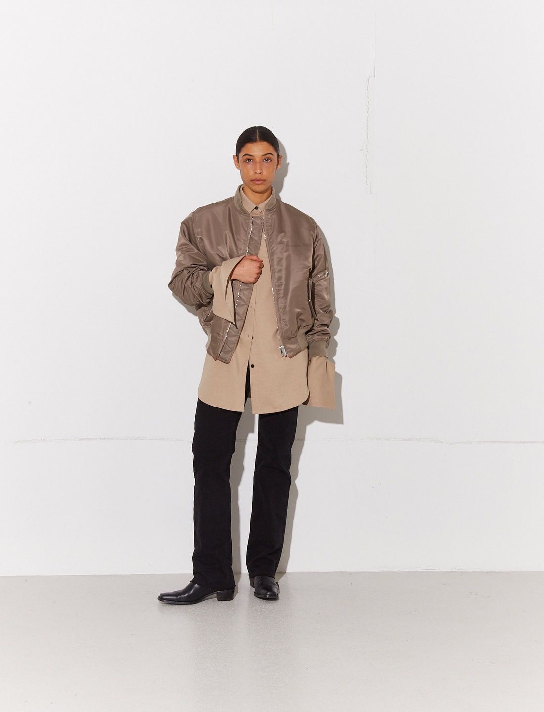 Holzweiler !DS! FW22 Holzweiler Khaki Reversible Reb Bomber Jacket Size XL / US 12-14 / IT 48-50 - 2 Thumbnail