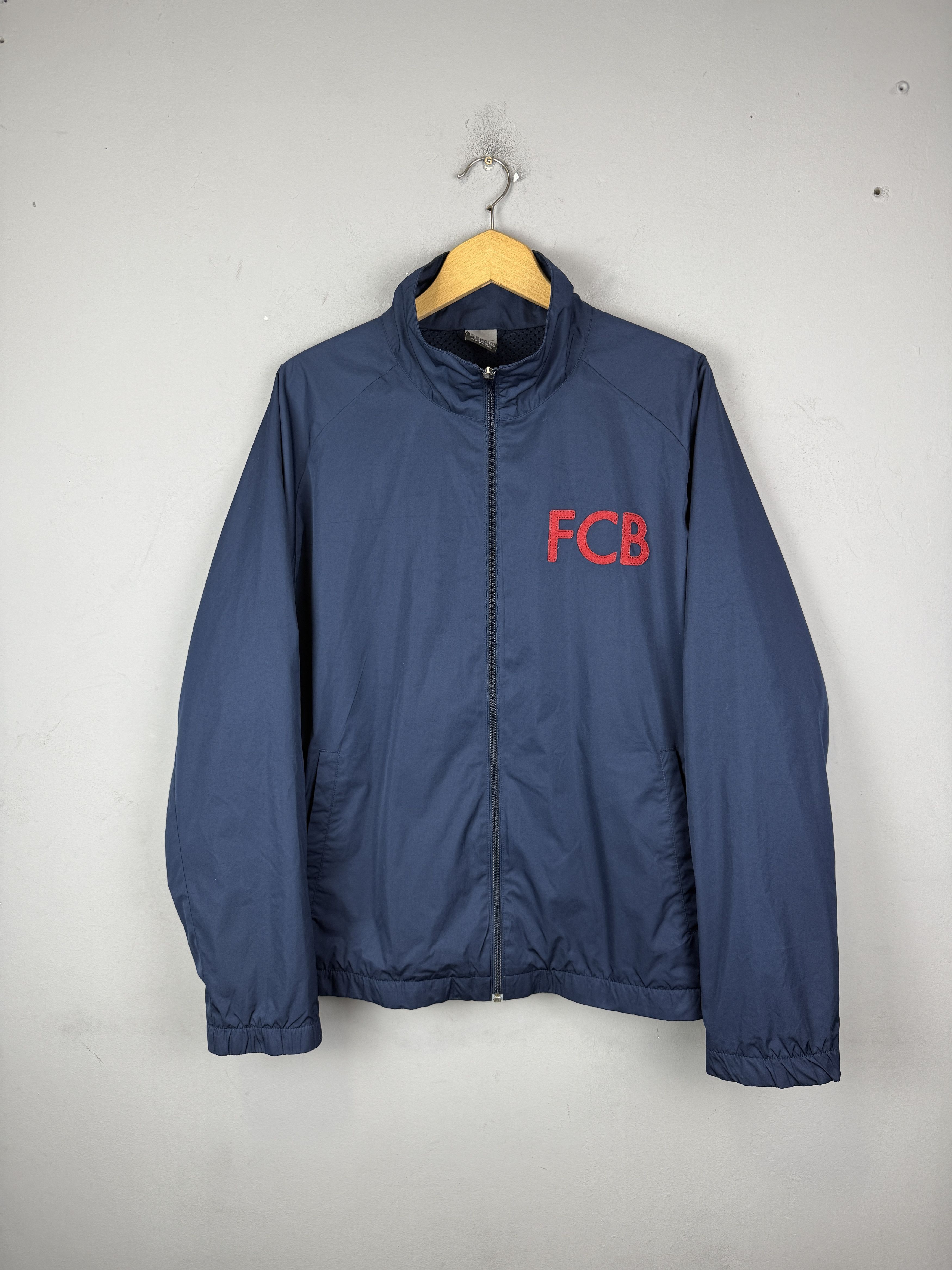 Nike × Vintage Nike Vintage FCB Jacket Navy Nylon Barcelona Windbreaker Size US XL / EU 56 / 4 - 5 Thumbnail