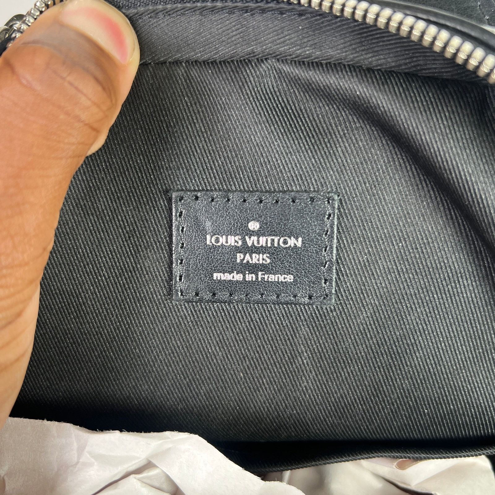 Louis Vuitton Louis Vuitton Monogram Avenue Sling Bag Size ONE SIZE - 15 Thumbnail