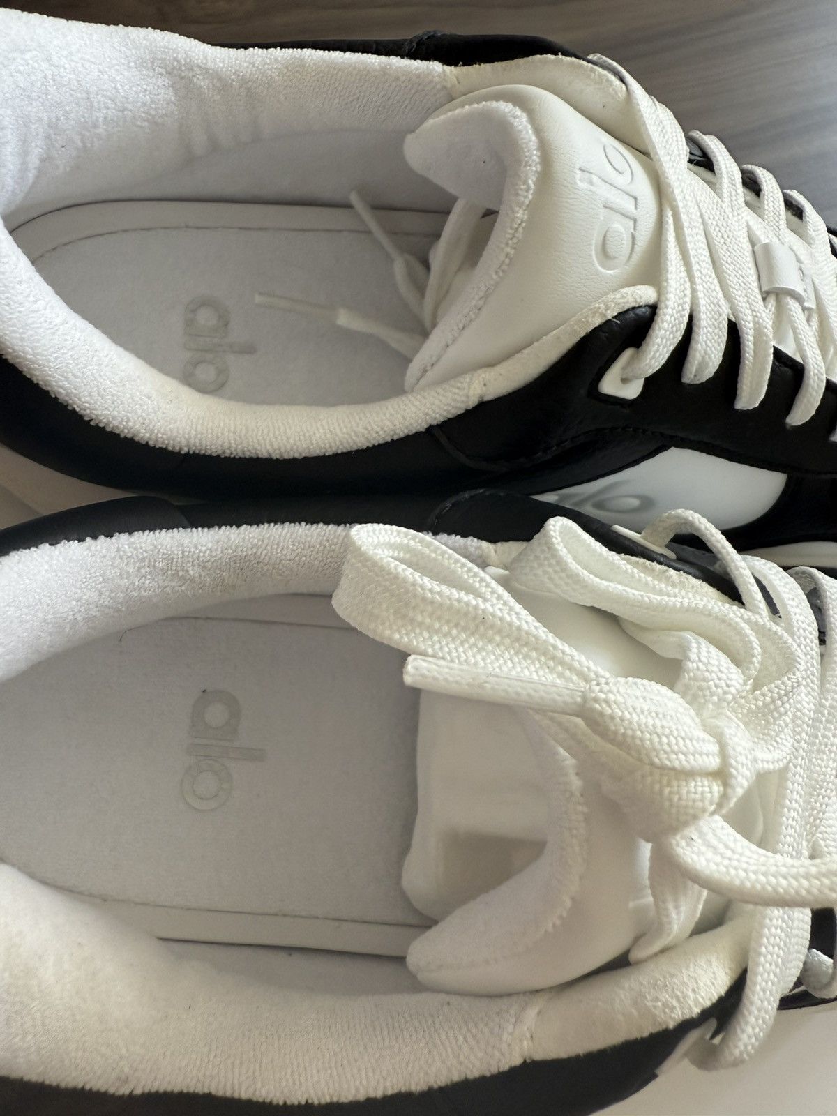 Alo Alo Recovery Mode Sneakers Black White M 11 / W 12.5 Size US 11 / EU 44 - 3 Thumbnail