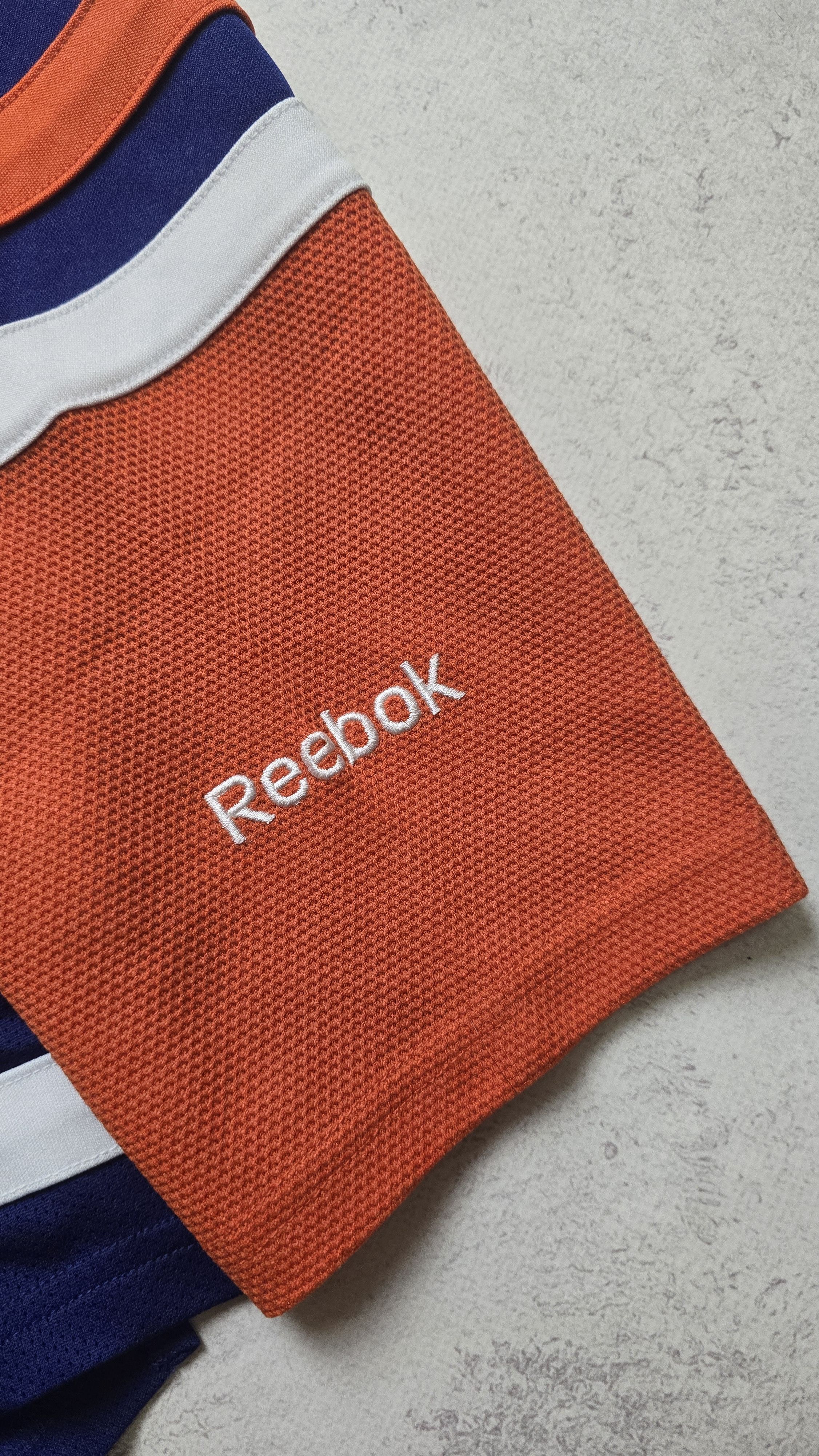 Reebok Reebok Edmonton Oilers Taylor Hall #4 NHL Hovkey Jersey Size US S / EU 44-46 / 1 - 14 Thumbnail