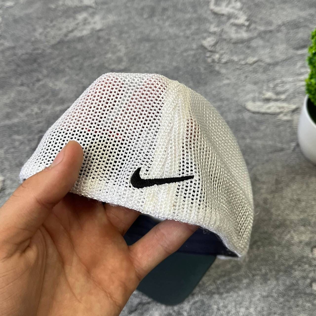 Nike Vintage White Nike Golf Flexfit Baseball Hat Cap Embroidered Size ONE SIZE - 7 Thumbnail