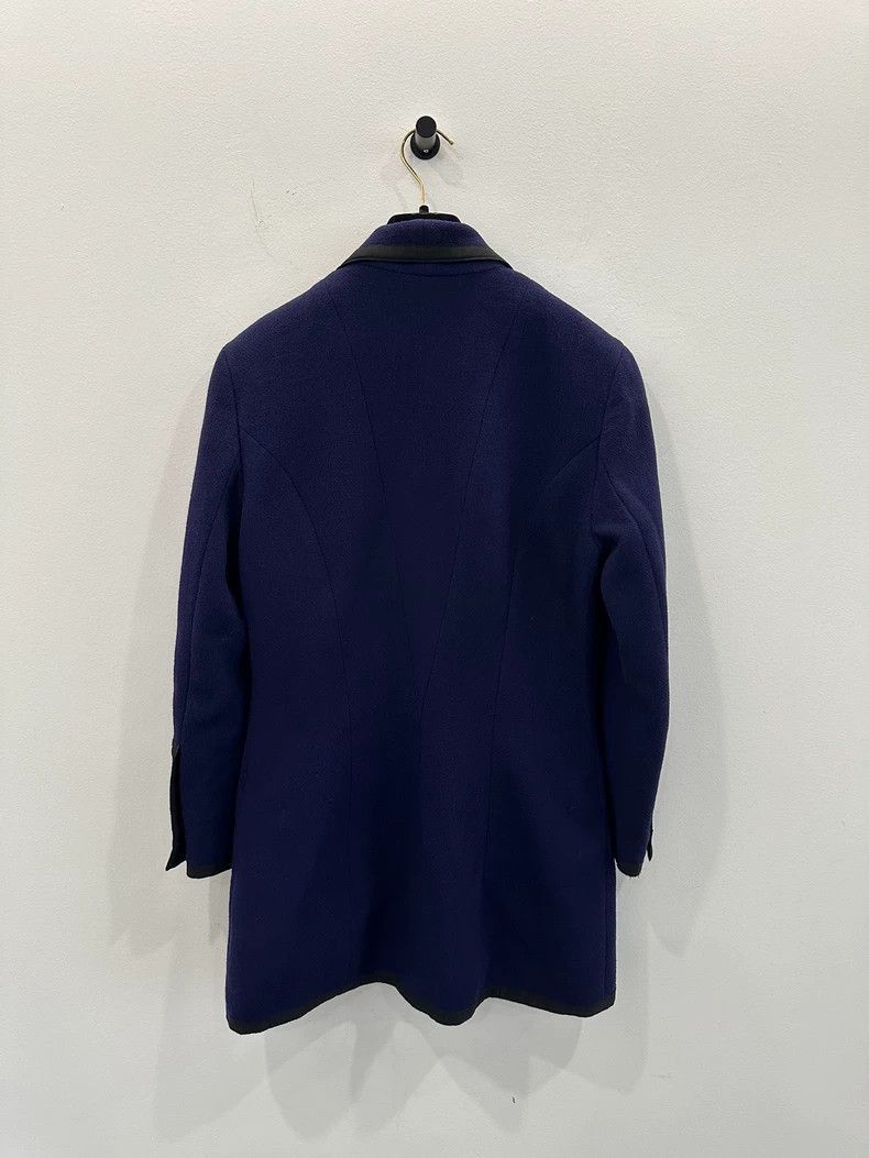 Chanel Chanel Women's Blue Suit Jacket -2505 Size US M / EU 48-50 / 2 - 2 Thumbnail