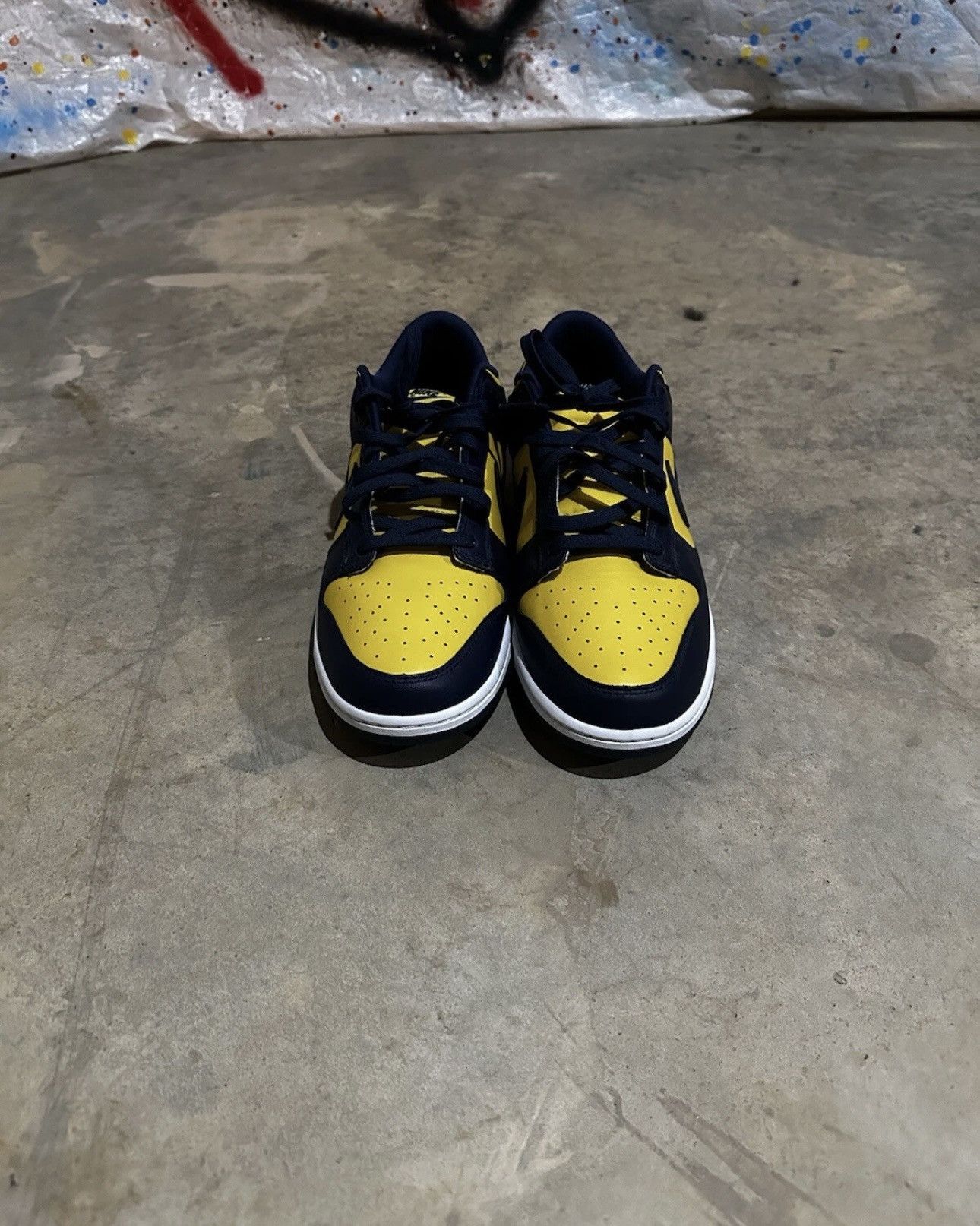 Nike Dunk Low 'Michigan' 2021 Size US 13 / EU 46 - 2 Thumbnail
