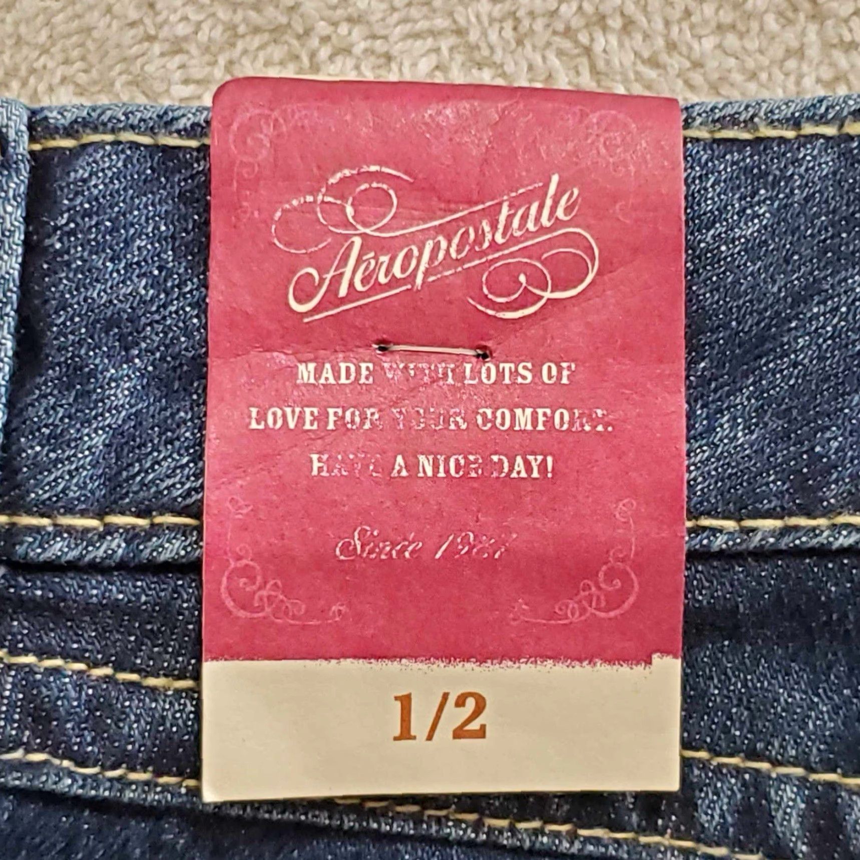 Vintage Aeropostale Jean Skort Womens 1/2 Mid Wash NWT MSRP 4.50 Size 25" / US 0 / IT 36 - 3 Thumbnail
