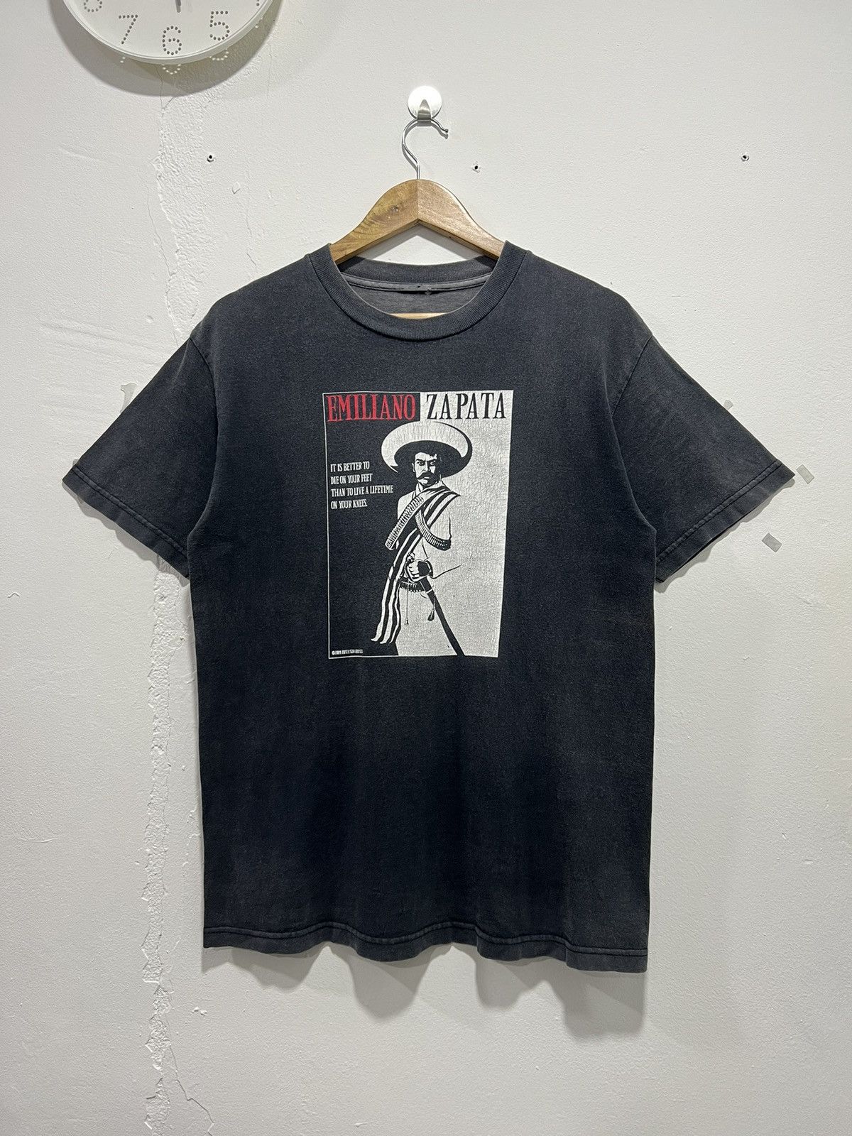 Vintage Vintage Emiliano Zapata Wording Potrait Tshirt Size US M / EU 48-50 / 2 - 1 Thumbnail