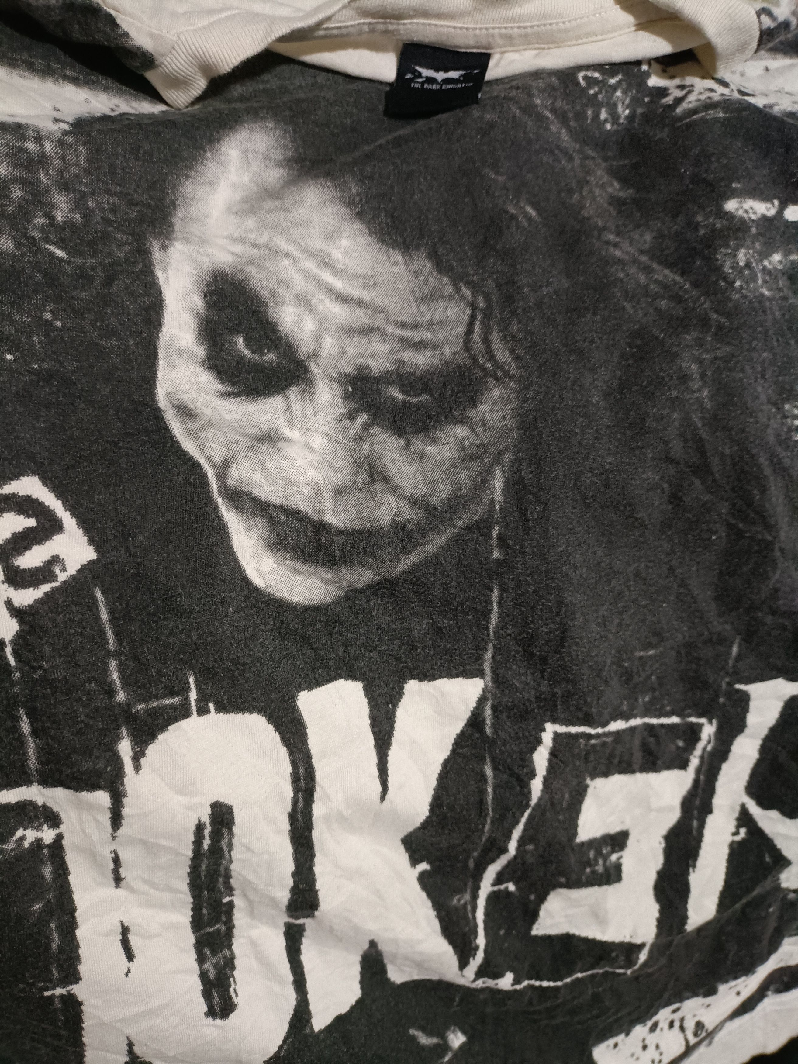 DC Comics THE DARK KNIGHT JOKER Size US XL / EU 56 / 4 - 2 Thumbnail