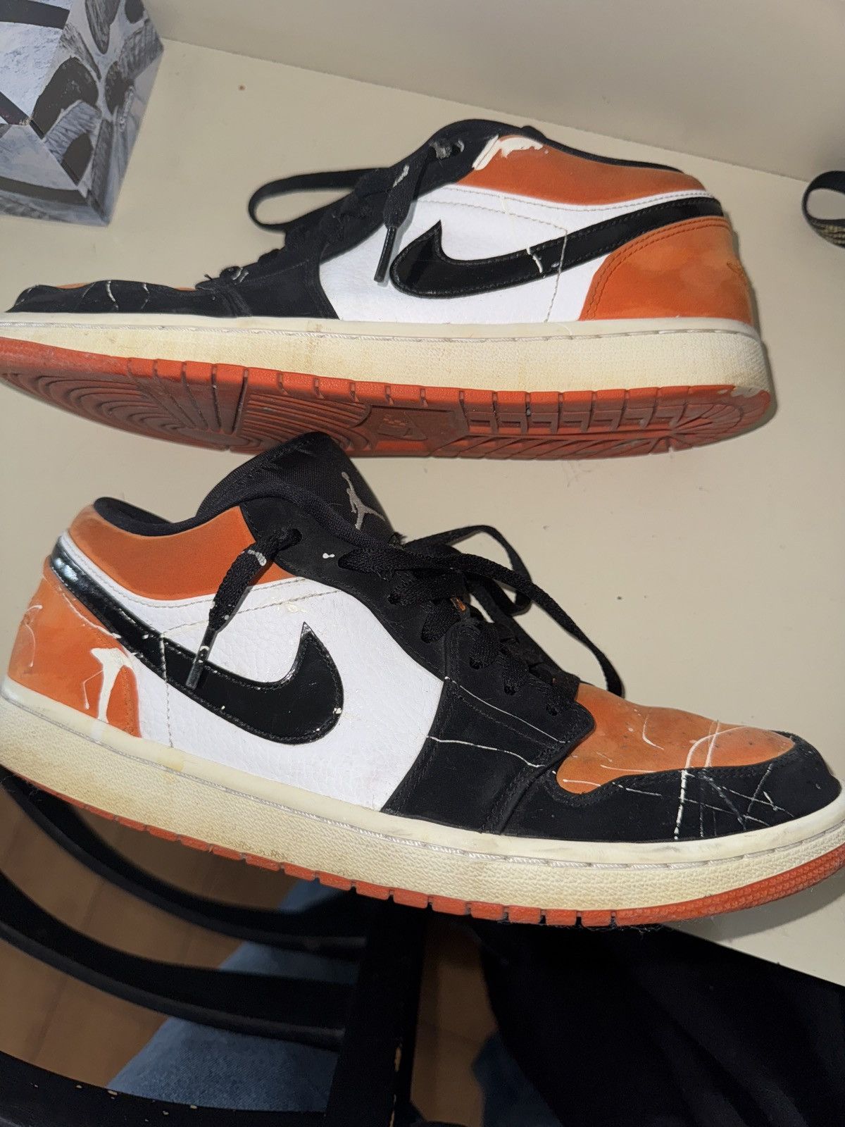 Nike Air Jordan 1 low Size US 11 / EU 44 - 6 Thumbnail