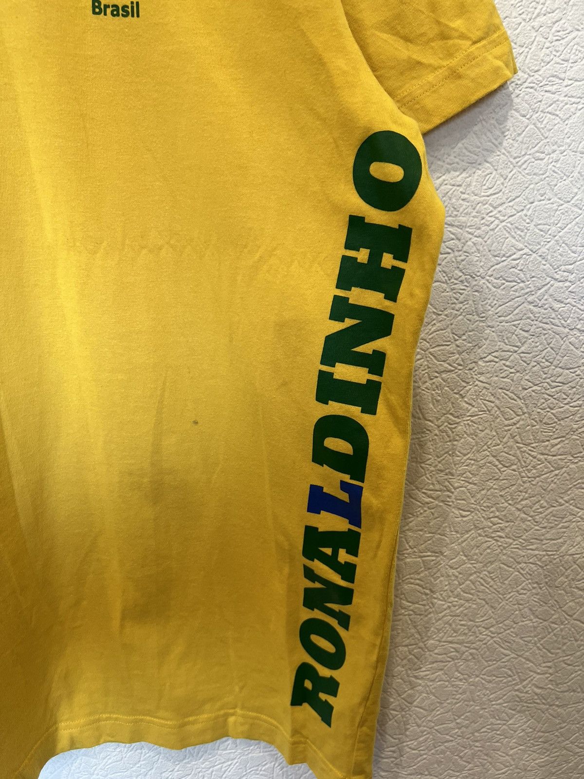 Vintage Vintage 00’s Nike Brazil Ronaldinho Size US XL / EU 56 / 4 - 4 Thumbnail