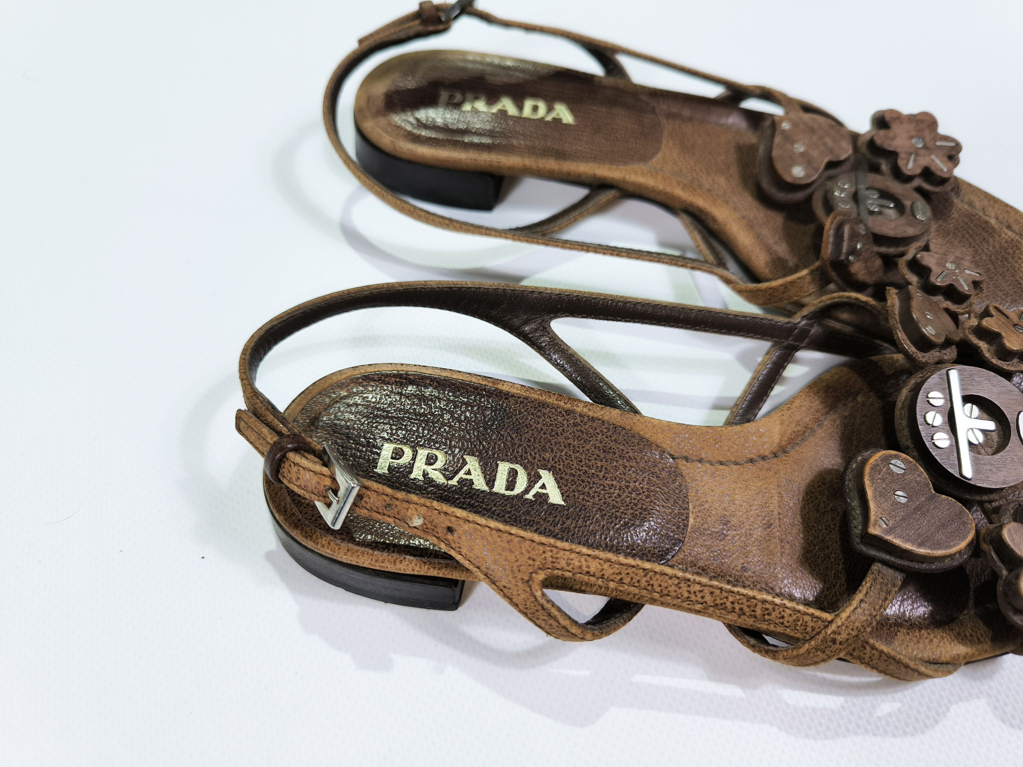 Prada Prada Wood Hearts Open Toe Leather Sandals Size 35 US5 UK2 Size US 5 / IT 35 - 5 Thumbnail