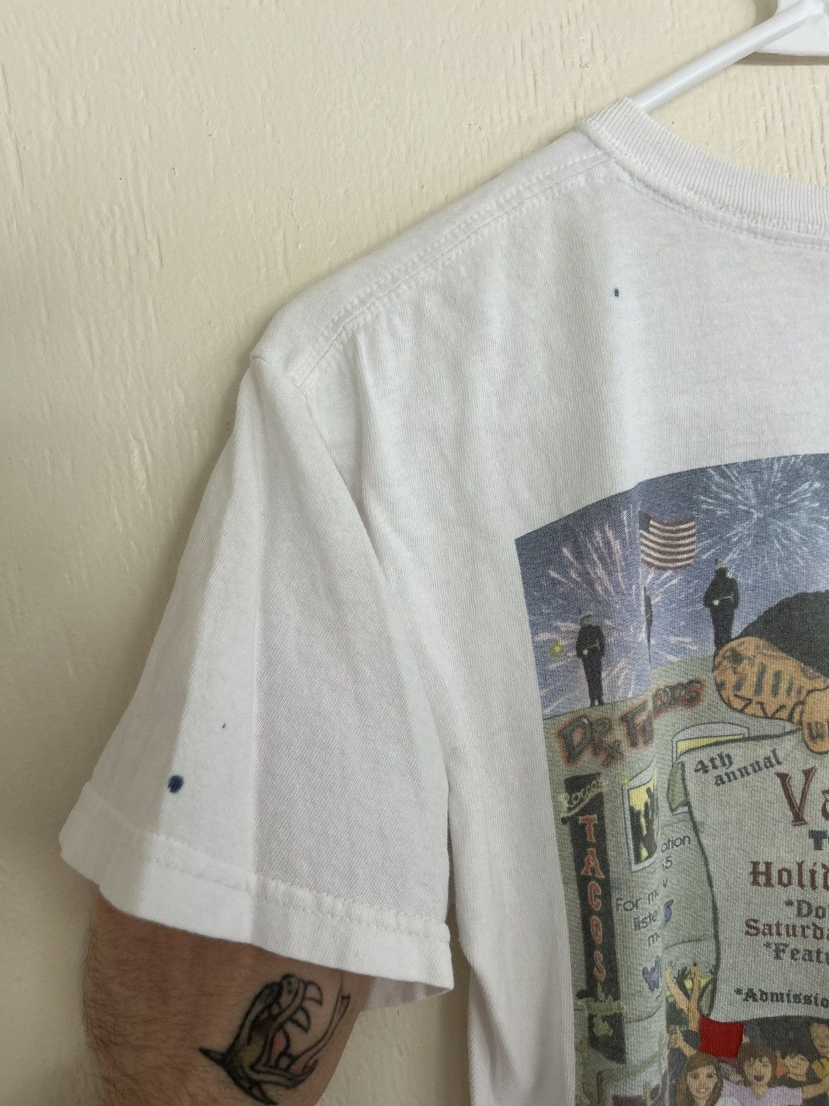 Vintage 09 Vanilla Ice Toys for Tots Holiday Block Party Graphic Tee Size US S / EU 44-46 / 1 - 8 Thumbnail