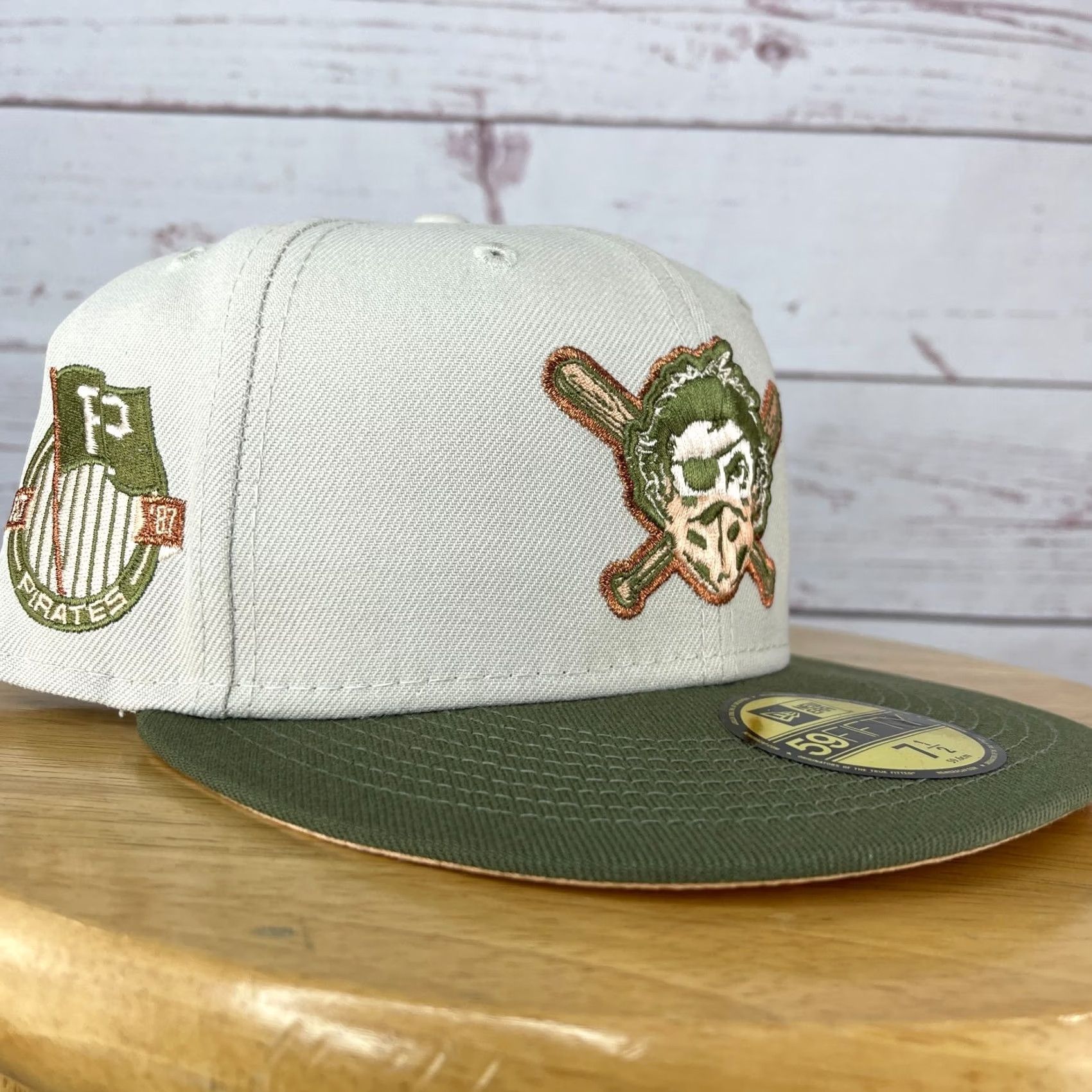 New Era New Era Pittsburgh Masked Pirates Fitted Hat Mens 7 1/2 Stone Peach Brim Cap Beige Baseball Cap Mens Hat Size ONE SIZE - 2 Thumbnail