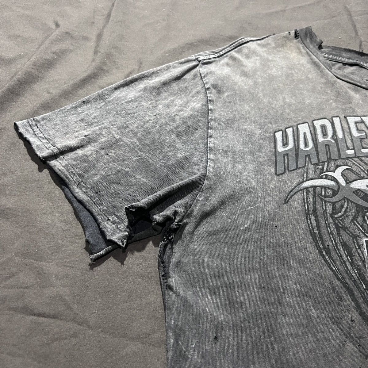 Vintage Vintage Y2K Harley Davidson Logo Distressed Thrashed Faded Size US L / EU 52-54 / 3 - 13 Thumbnail