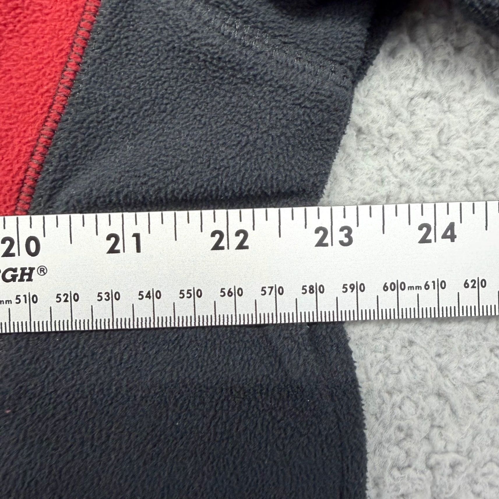 Vintage Columbia Mens Large Red/Blk Fleece Quarter Zip Pullover 1352471 Sweater Mock Neck Long Zip Cuff Logo Size US L / EU 52-54 / 3 - 7 Thumbnail