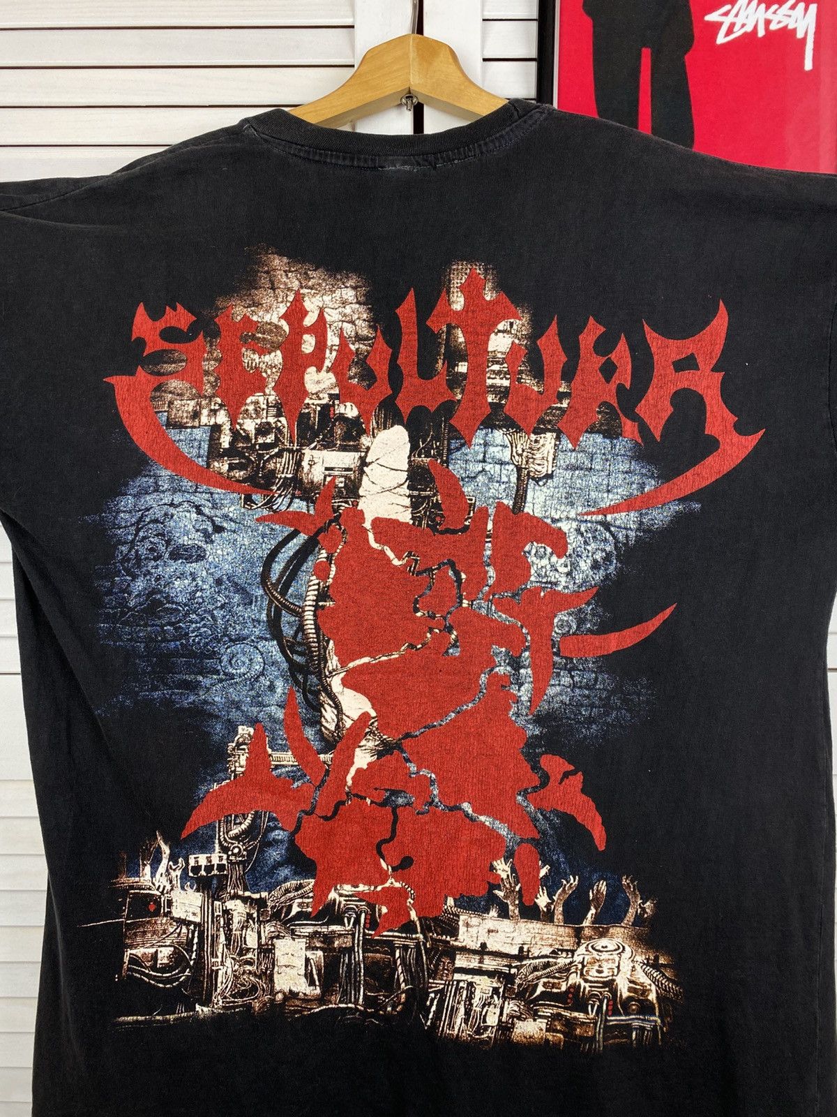 Band Tees Vintage 90s T-Shirt Tee Sepultura Chaos Empire Overprint Size US XL / EU 56 / 4 - 7 Thumbnail