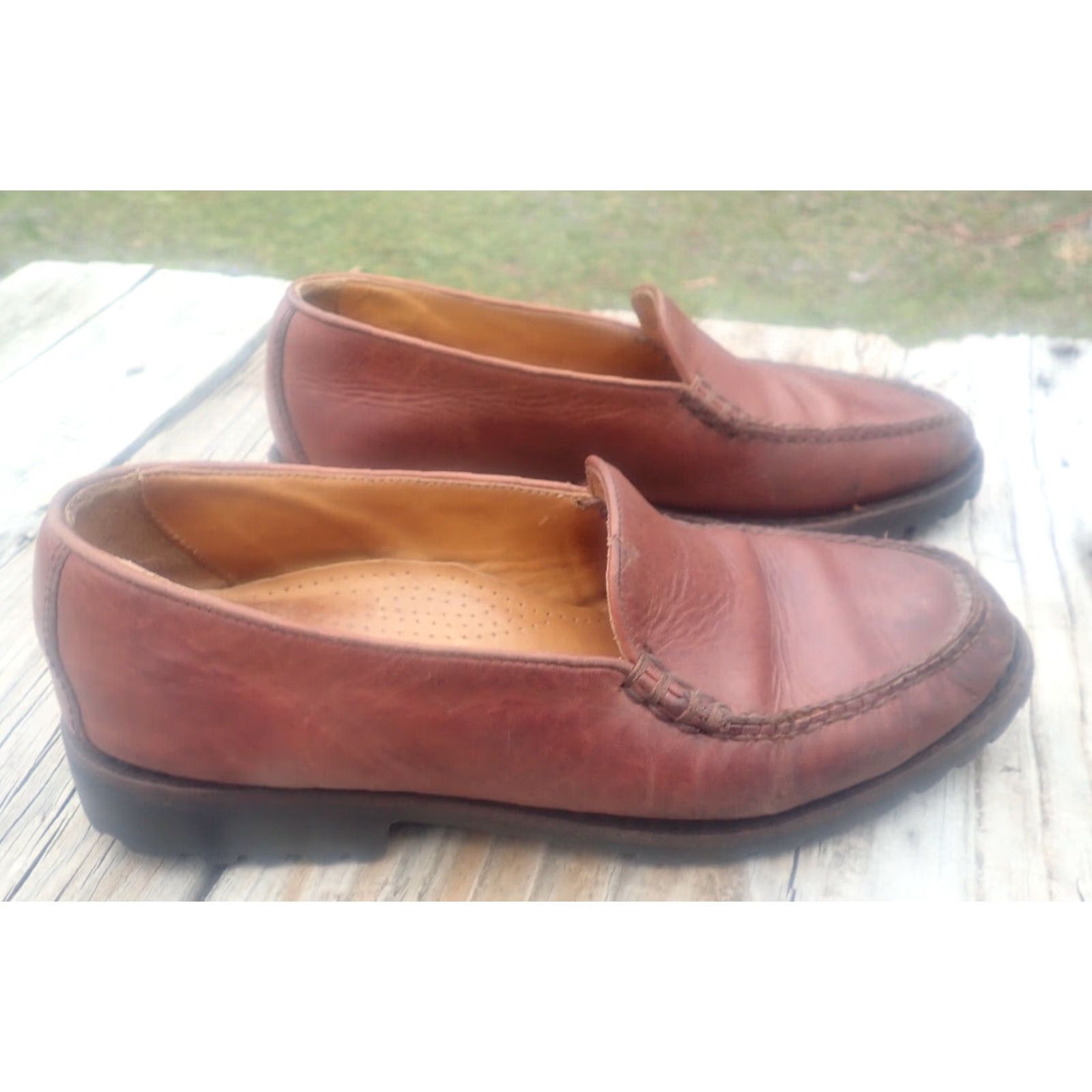 Cole Haan VINTAGE Cole Haan Women's Loafer Brown Leather US 8.5 B Moc Toe Comfort 90s Slip On Size US 9 / IT 39 - 3 Thumbnail