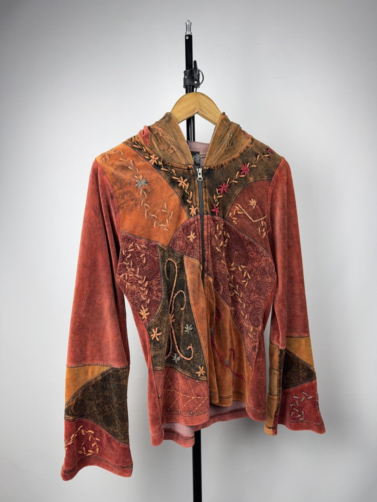 Japanese Brand Vintage 00s Japanese Avant Garde patchwork Nepal Hoodie Size M / US 6-8 / IT 42-44 - 1 Thumbnail