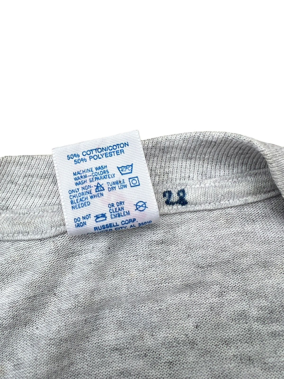 Vintage Vintage 90s Sol Surf tee Skateboards Size US L / EU 52-54 / 3 - 4 Thumbnail