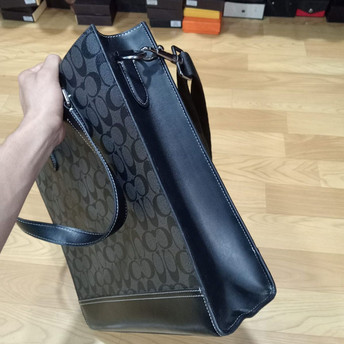 Coach Coach Bag Villain Rare Item Size ONE SIZE - 5 Thumbnail