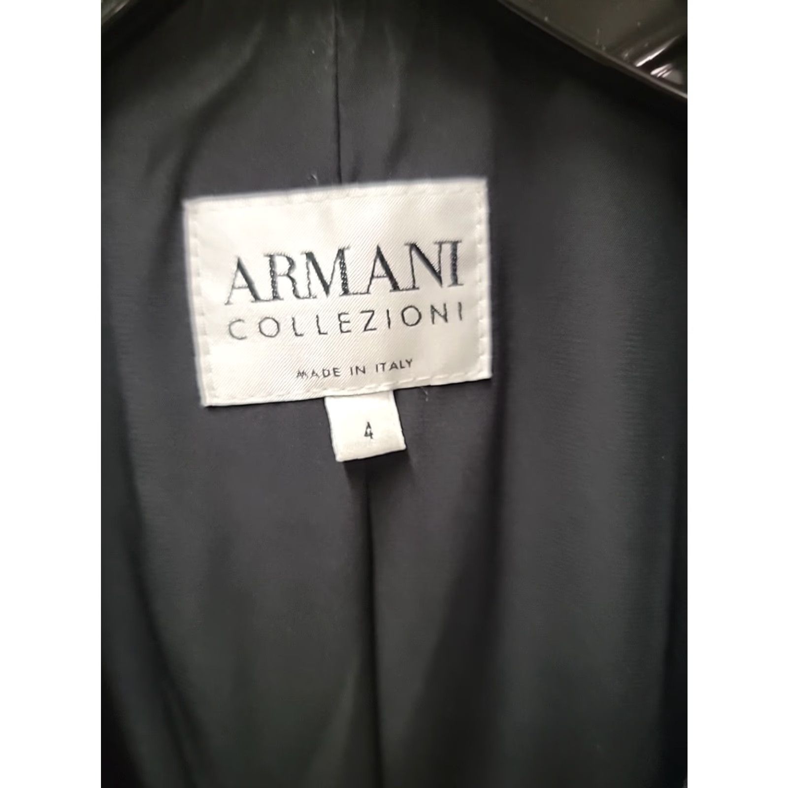 Armani **VINTAGE ARMANI COLLEZIONI WOMENS BLACK WOOL BLAZER SIZE 4** User: **VINTAGE ARMANI COLLEZIONI WOMEN'S BLACK WOOL BLAZER SIZE 4** Size S / US 4 / IT 40 - 2 Thumbnail
