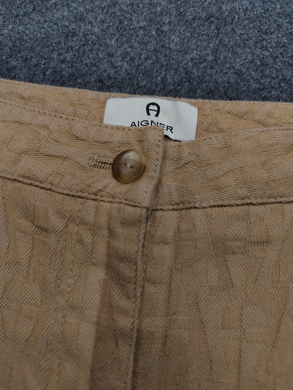 Aigner Vtg Aigner Monogram Logo Trouser Size 28" / US 6 / IT 42 - 7 Thumbnail