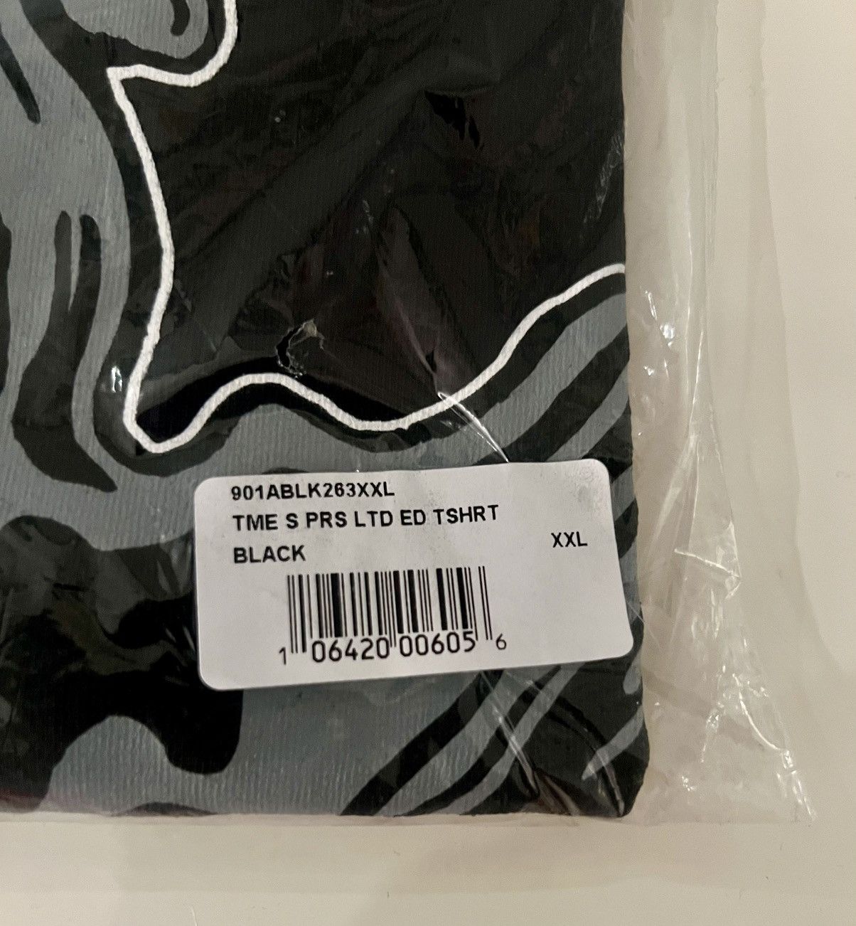 Warren Lotas Authentic Warren Lotas Time Is Precious Limited Edition tee Size US XXL / EU 58 / 5 - 3 Thumbnail