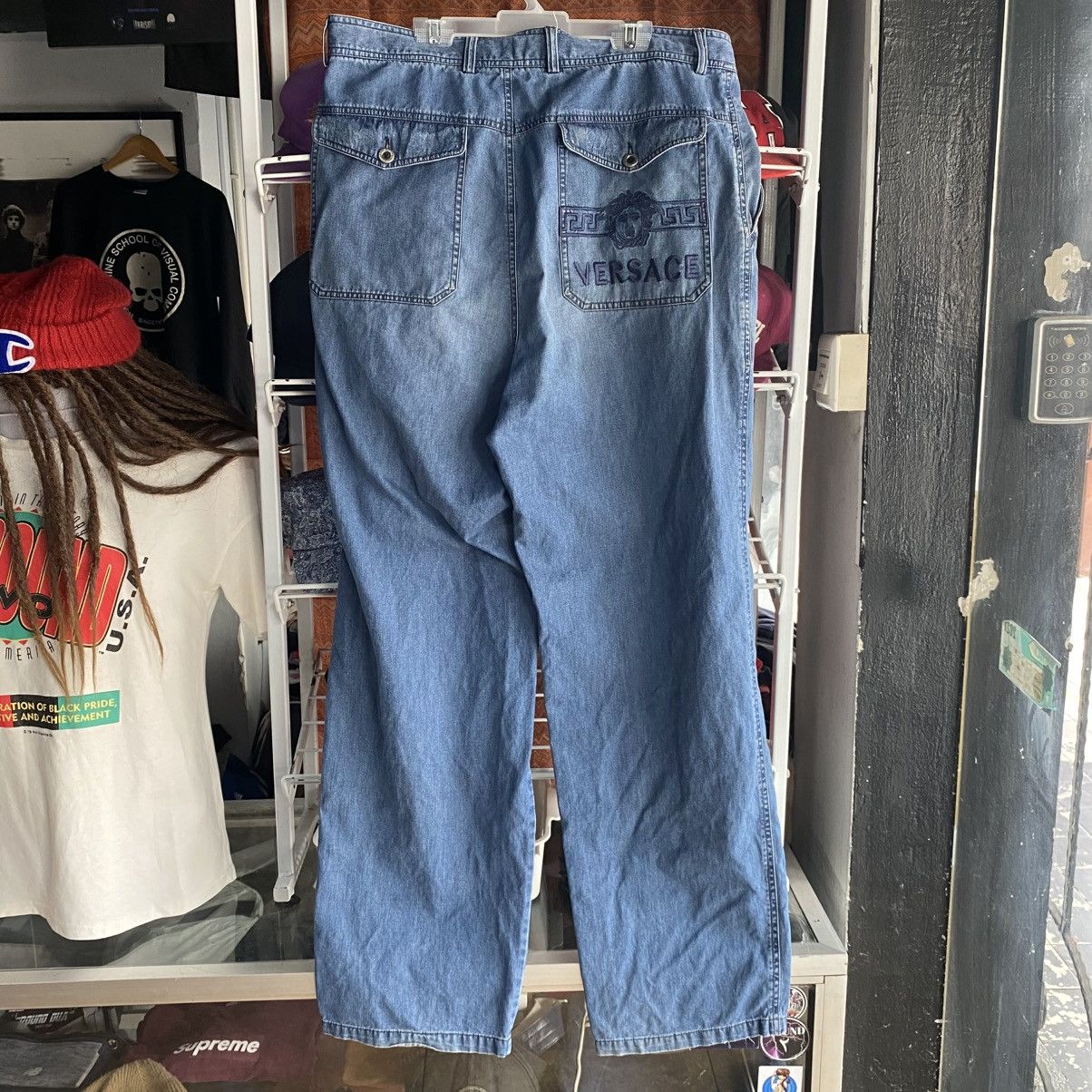 Versace Vintage Medusa logo Versace Classic V2 baggy jeans Size US 34 / EU 50 - 1 Thumbnail