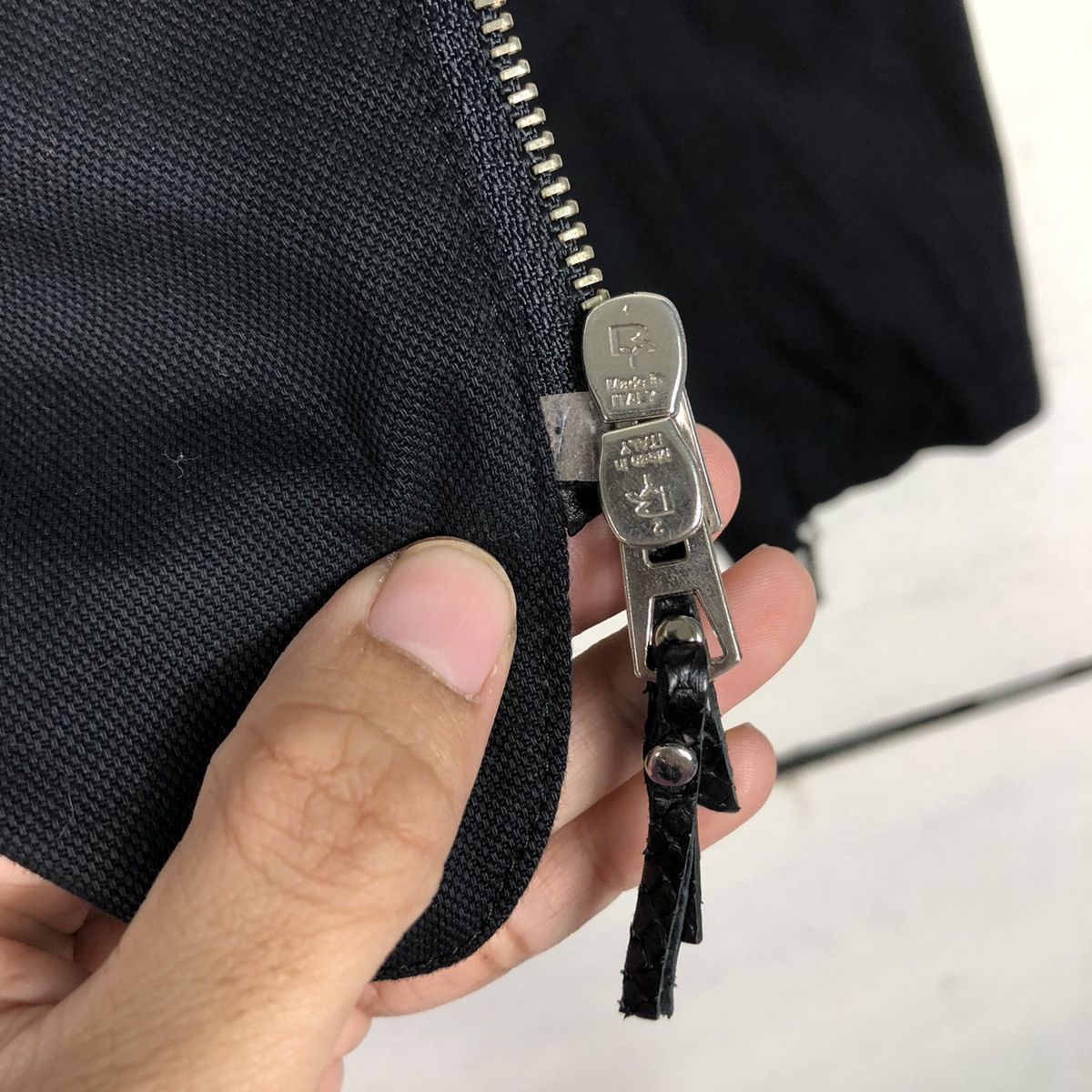 Vintage 📌Vintage Cropped Biker Jacket Visconf Made in Italy Size US M / EU 48-50 / 2 - 17 Thumbnail