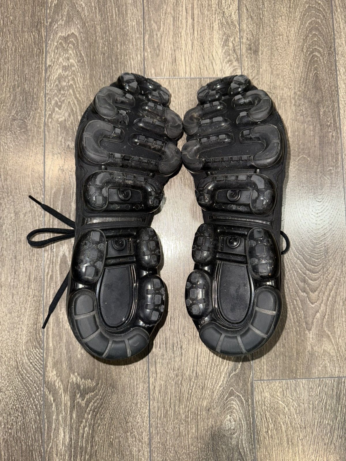 Nike Nike Air VaporMax Flyknit Triple Black Size US 12 / EU 45 - 5 Thumbnail