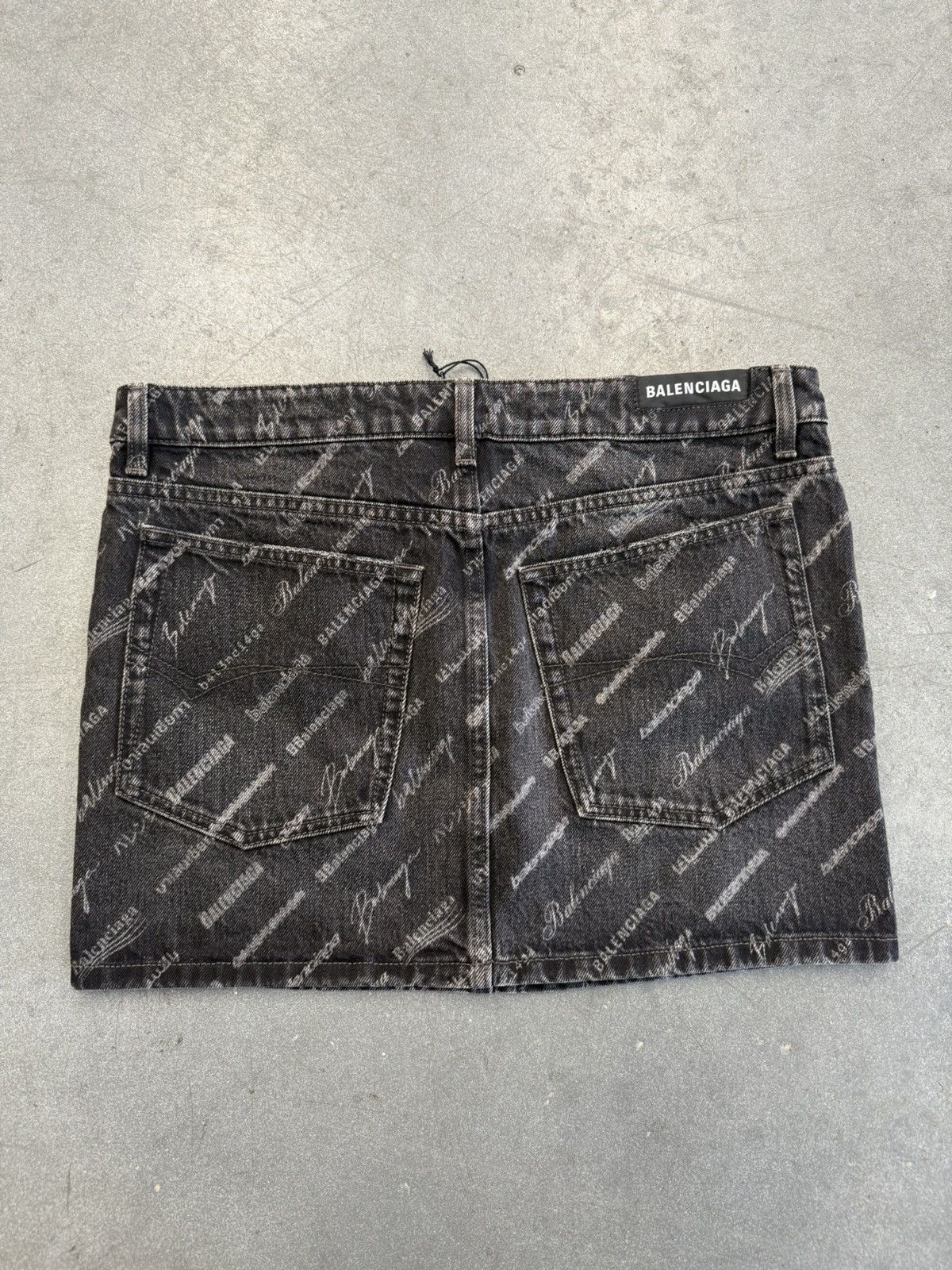 Balenciaga Balenciaga Monogram All Over Print Denim Skirt Size 34" / US 12 / IT 48 - 8 Thumbnail