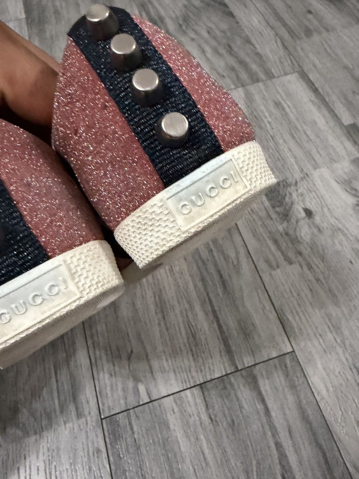 Gucci Gucci Bambi Pink Glitter Low-Top Sneakers Size US 6 / IT 36 - 11 Thumbnail