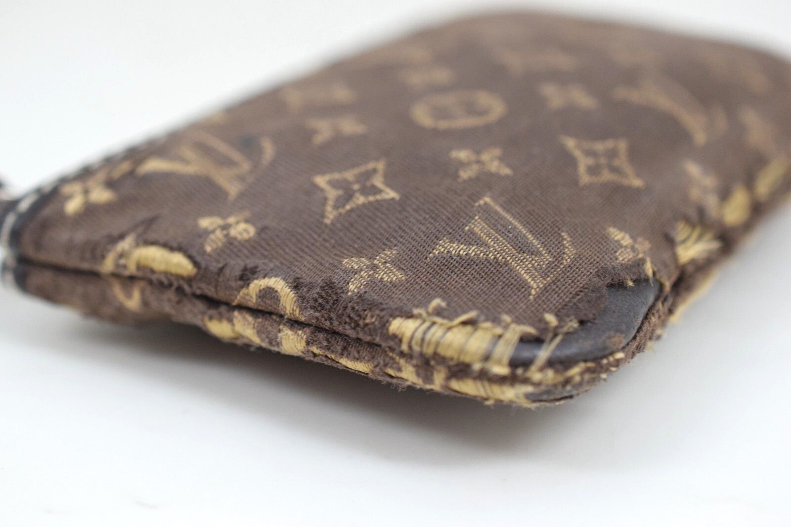 Louis Vuitton Louis Vuitton Pochette Cles Coin Purse Monogram M95230 Size ONE SIZE - 5 Thumbnail