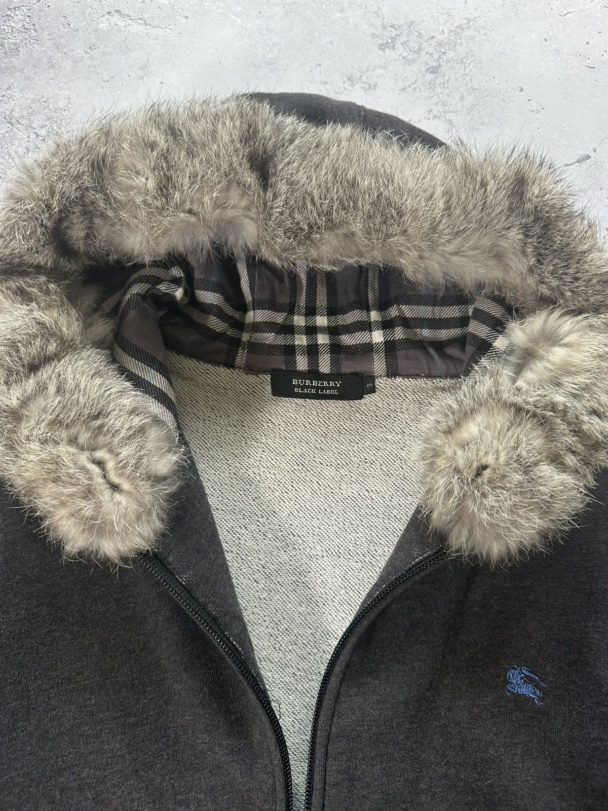 Burberry Burberry Black Label 2007 Fur Hood Zip Hoodie Size US S / EU 44-46 / 1 - 5 Thumbnail