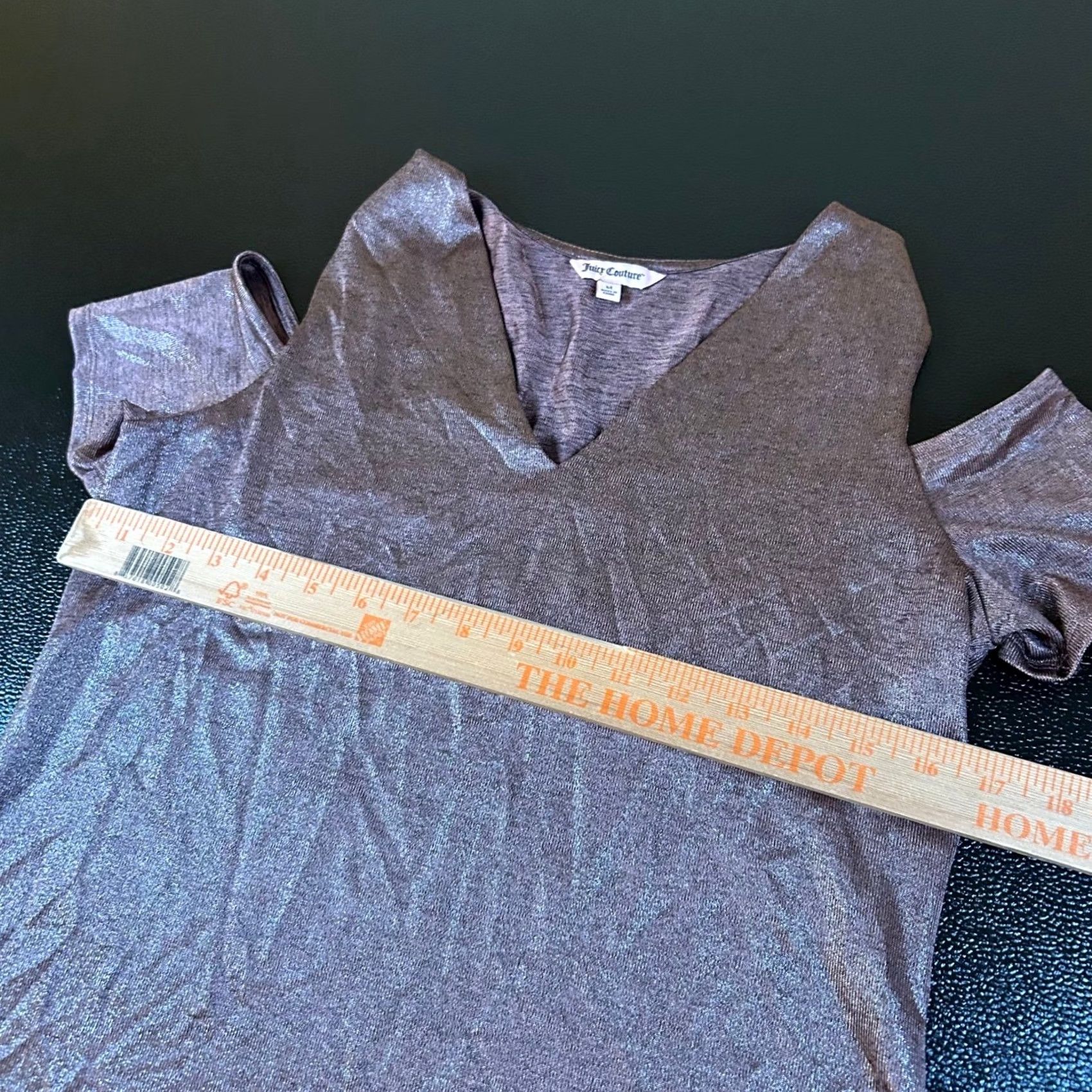 Juicy Couture Juicy Couture Top Womens Medium Rose Gold Metallic Shimmer V-Neck Cold Shoulder Short Sleeve Pullover Knit Polyester Spandex Casual Party Cocktail Size M / US 6-8 / IT 42-44 - 6 Thumbnail